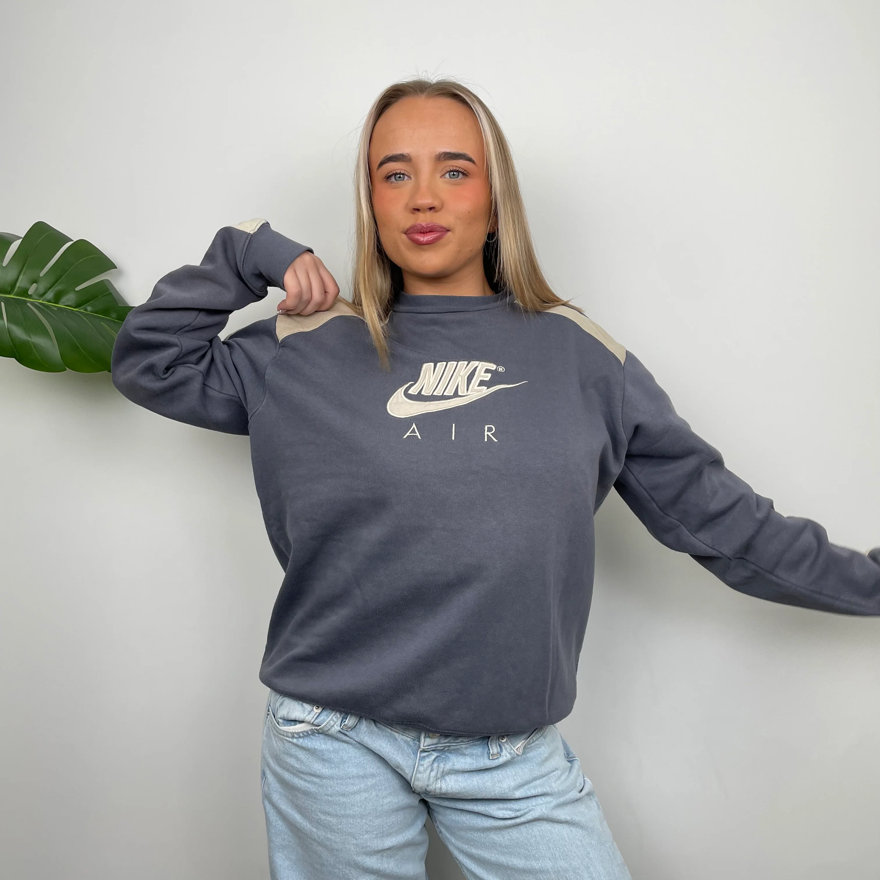 Nike Air RARE Grey Embroidered Spell Out Sweatshirt (M) - Image 4