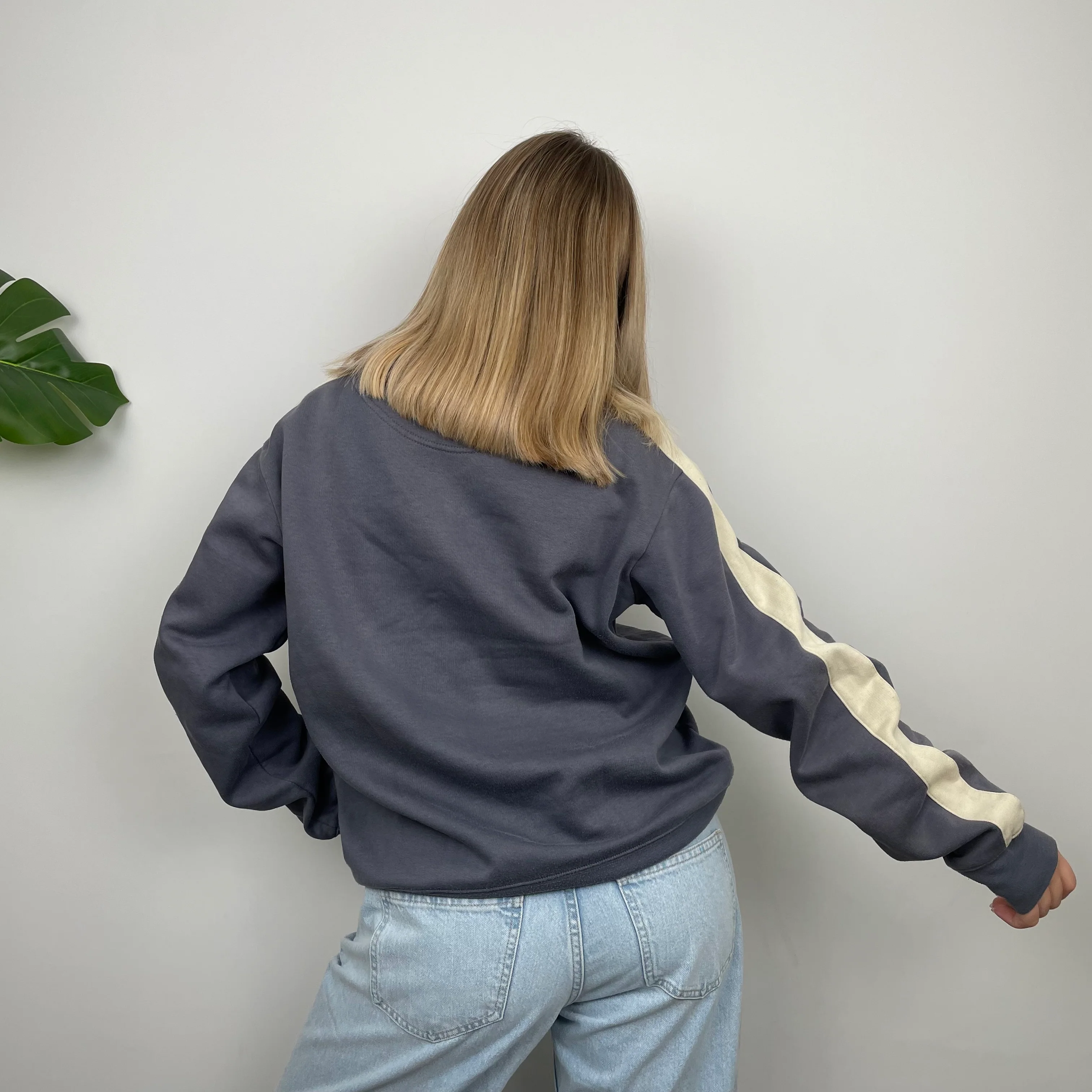 Nike Air RARE Grey Embroidered Spell Out Sweatshirt (M) - Image 7