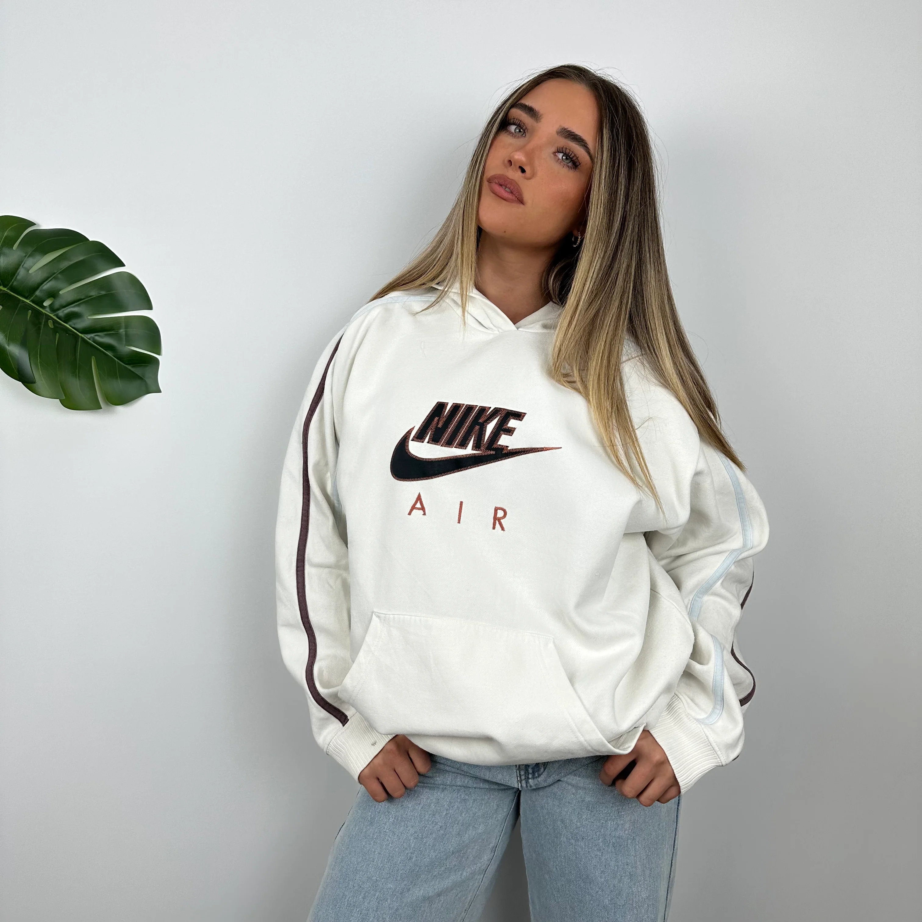 Nike Air RARE White Embroidered Spell Out Hoodie (L) - Image 6