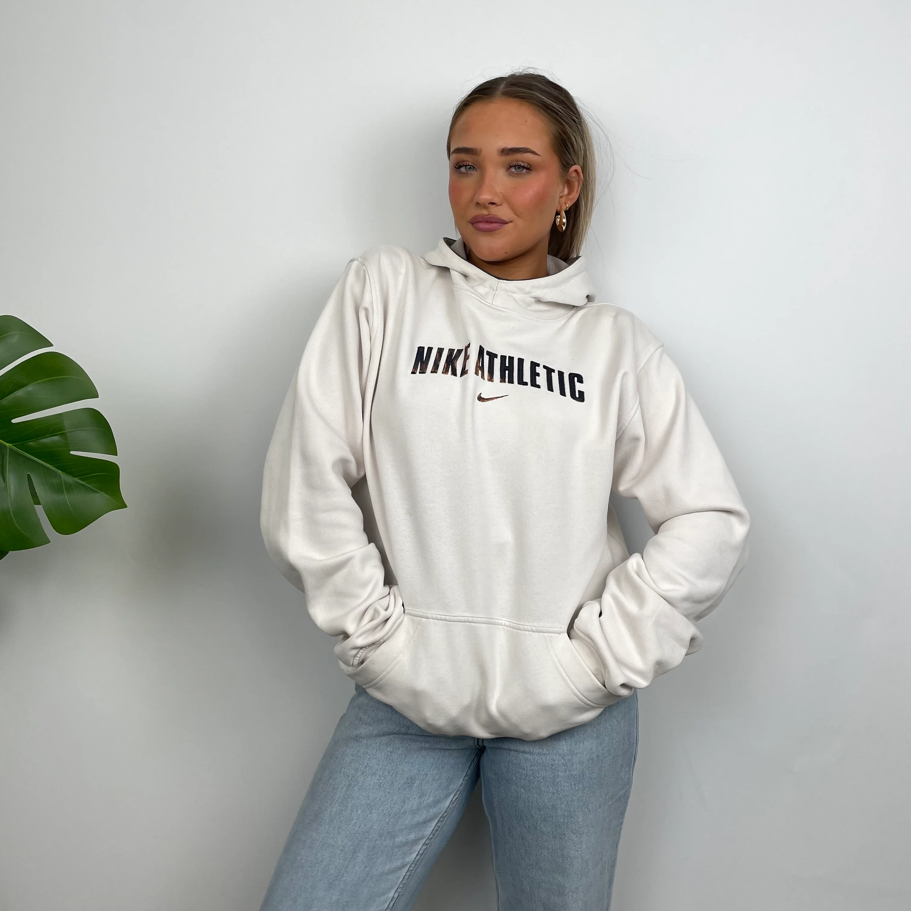 Nike Athletic White Embroidered Spell Out Hoodie (M) - Image 7