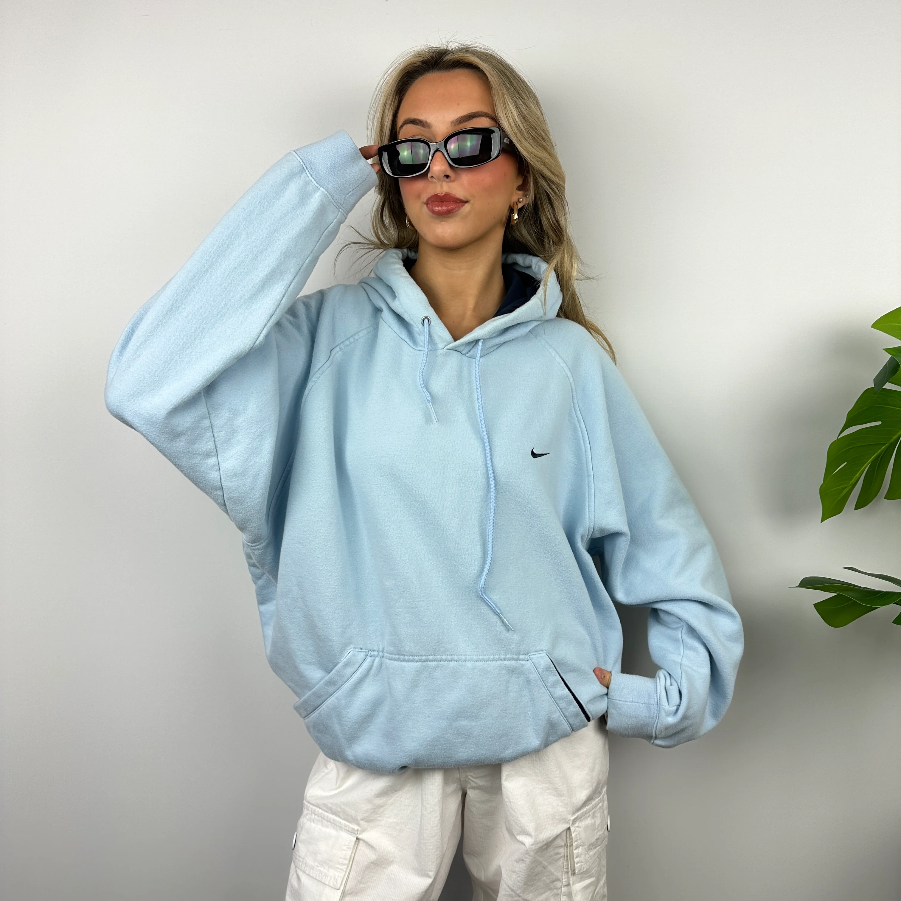 Nike Baby Blue Embroidered Swoosh Hoodie (XL) - Image 5