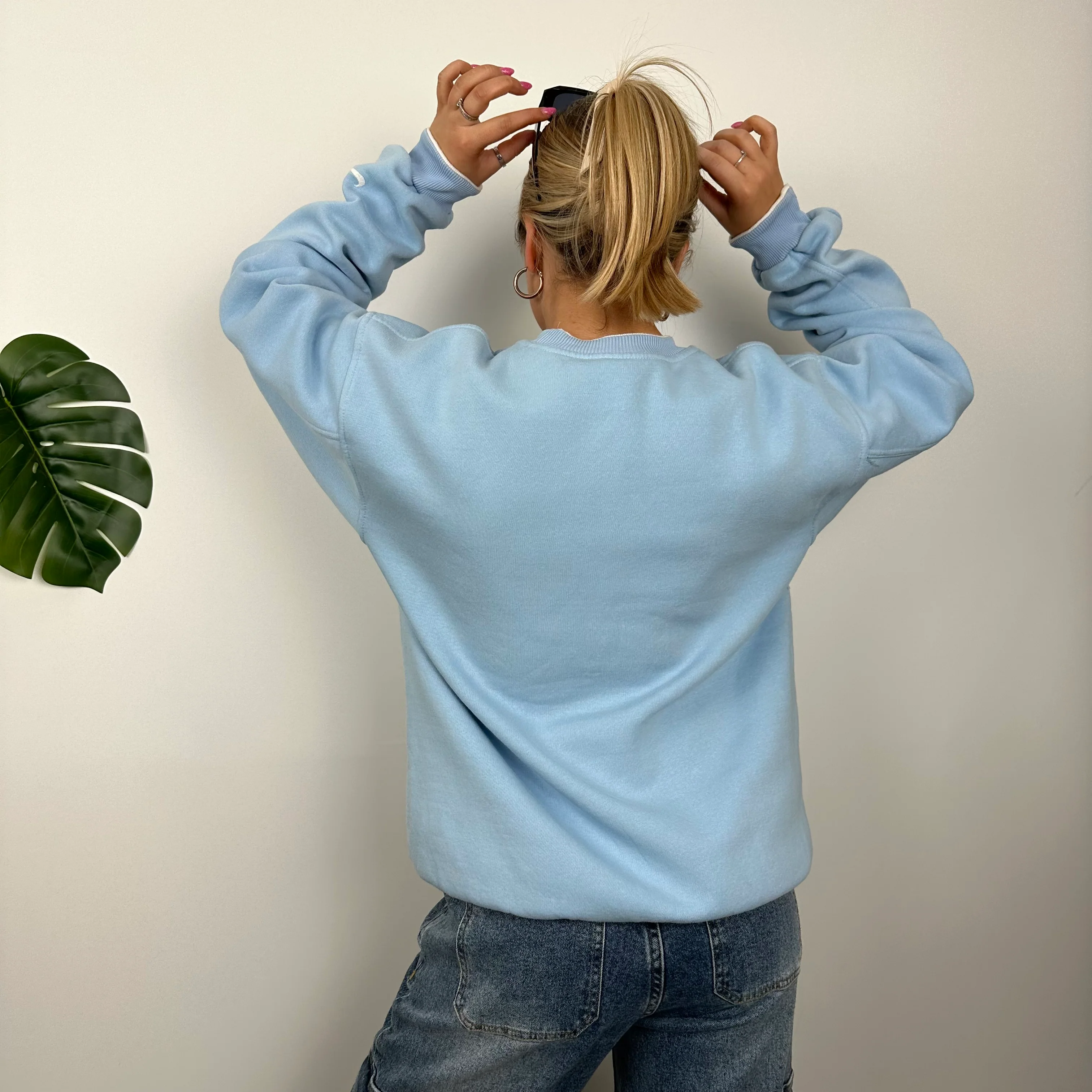 Nike Baby Blue Embroidered Swoosh Sweatshirt (L) - Image 7