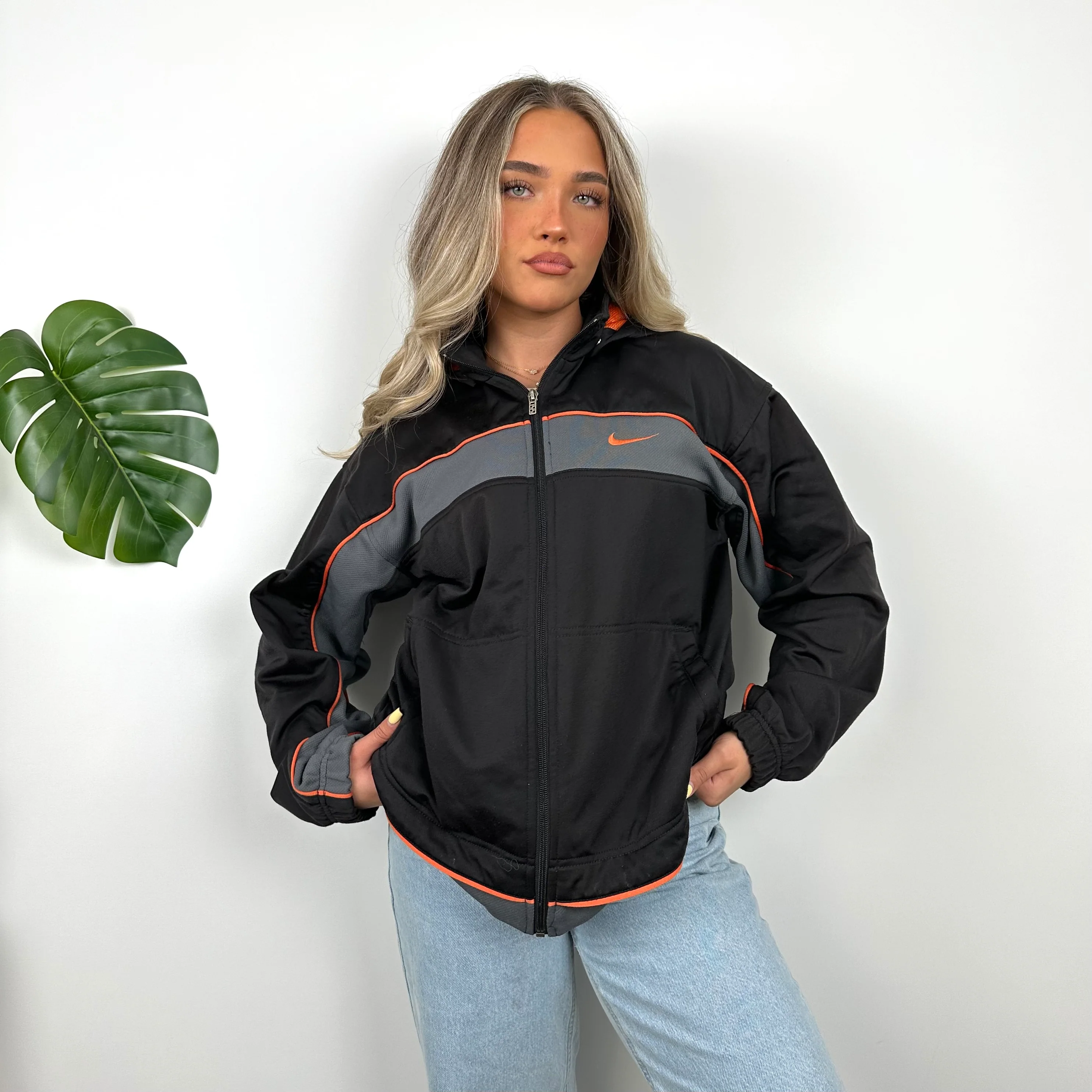 Nike Black and Grey Embroidered Swoosh Zip Up Hoodie Jacket (XL) - Image 2