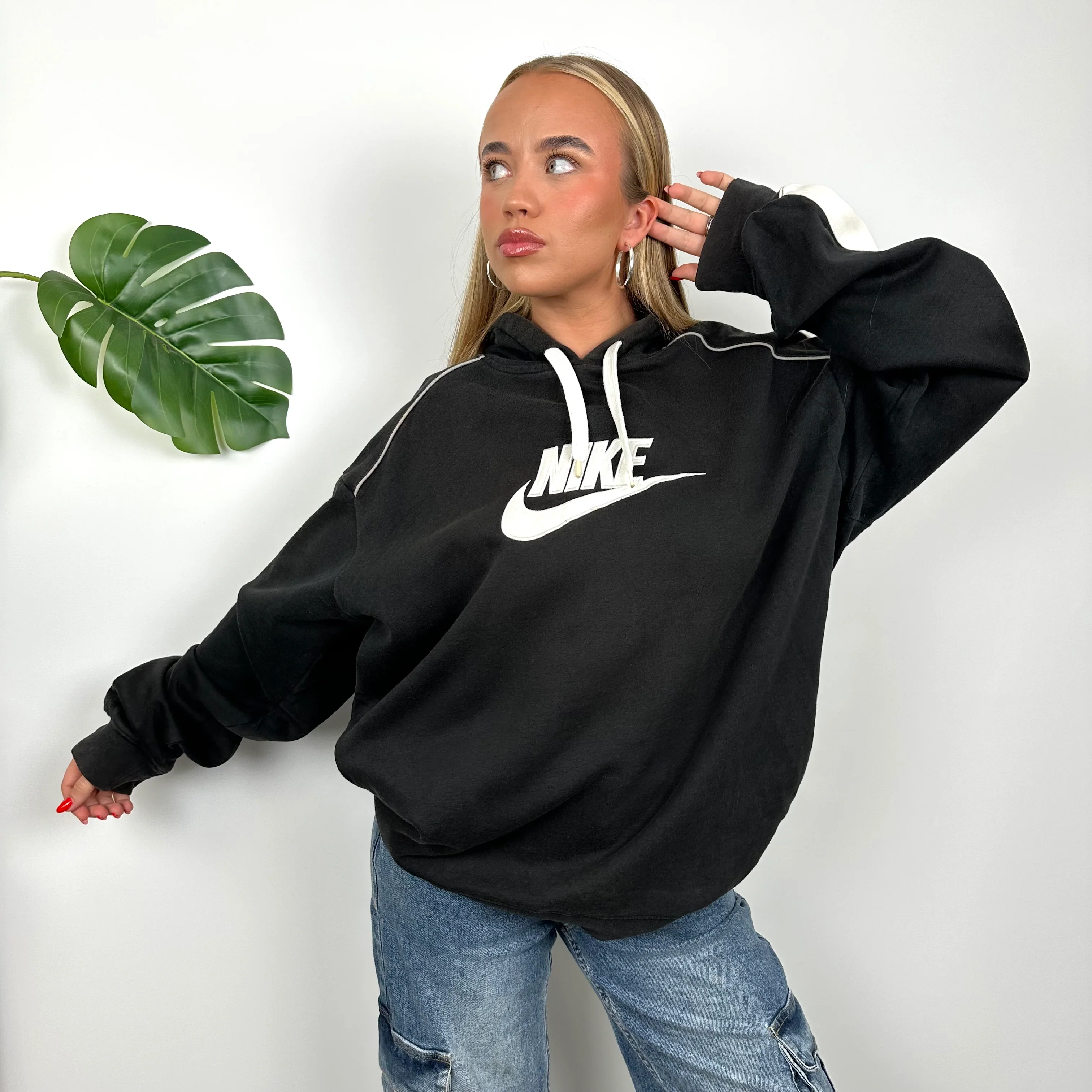 Nike Black Embroidered Spell Out Hoodie (XL) - Image 2