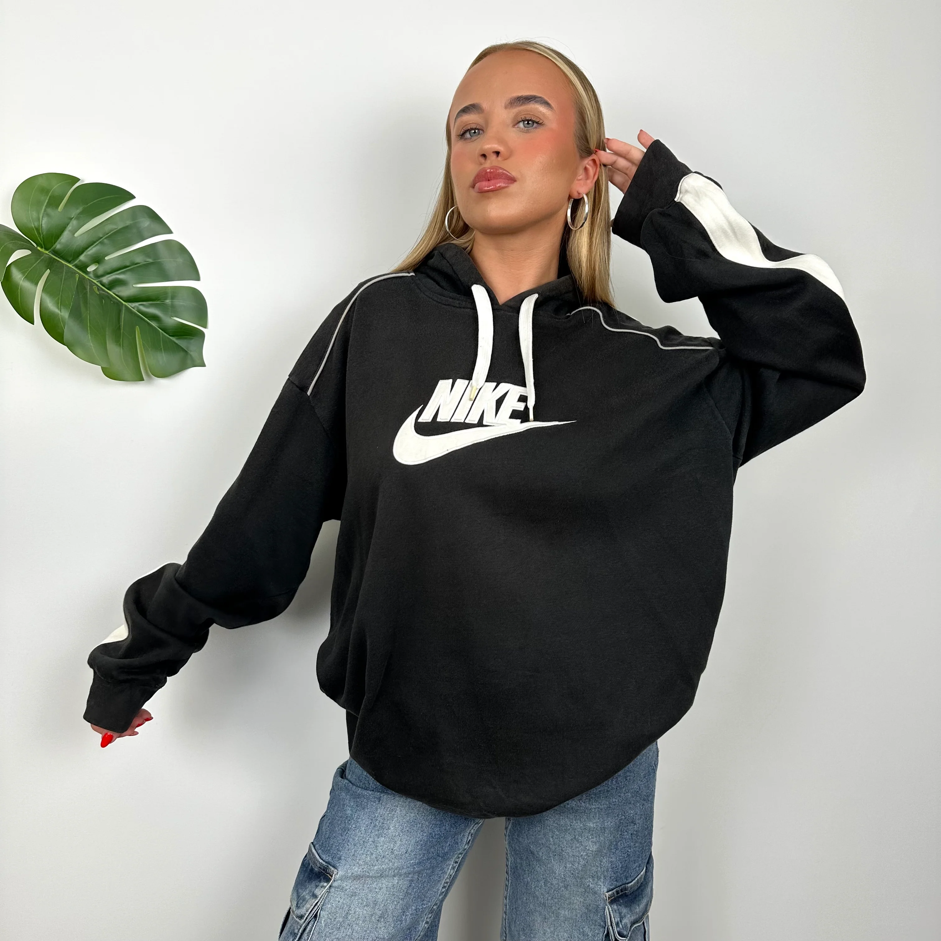 Nike Black Embroidered Spell Out Hoodie (XL) - Image 4