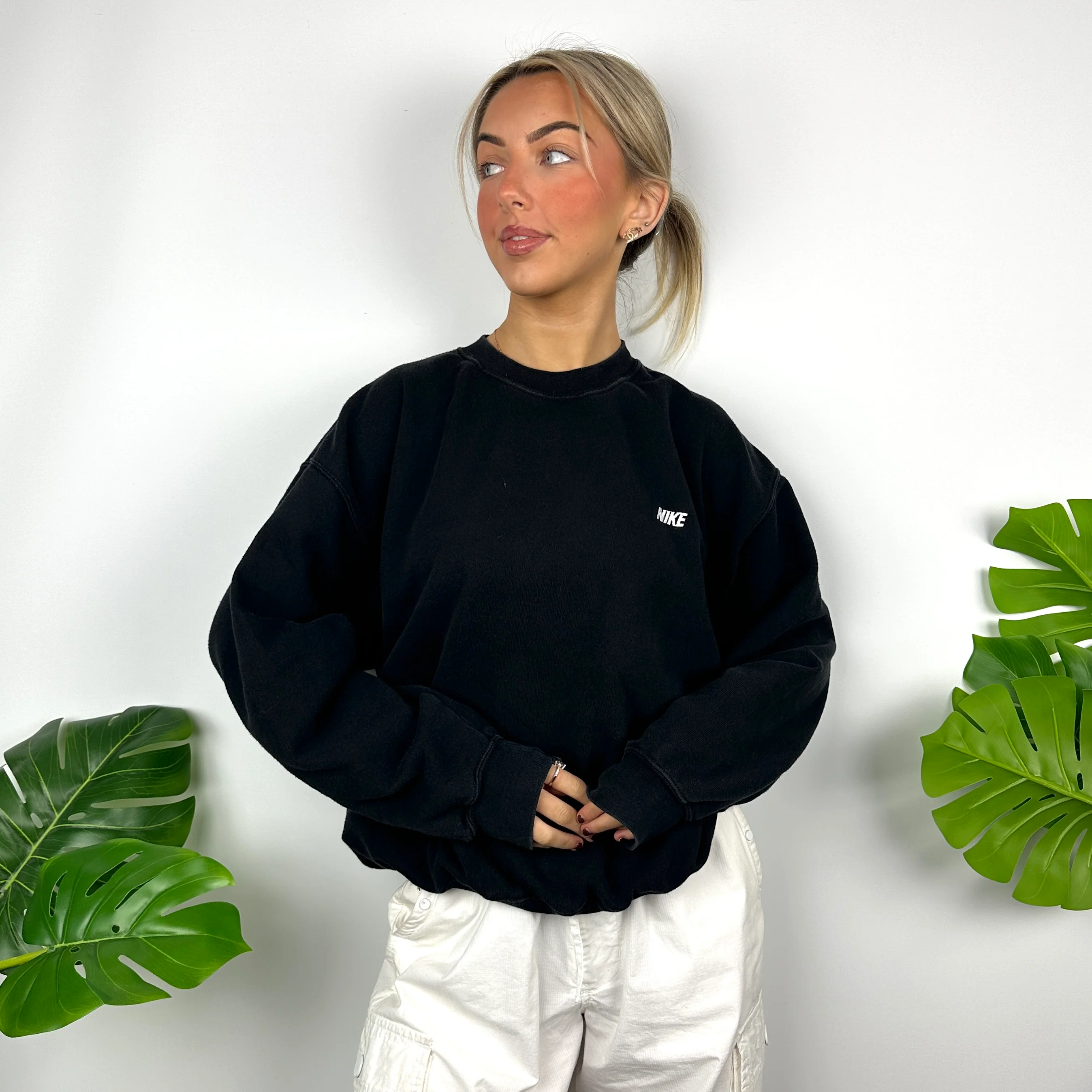 Nike Black Embroidered Spell Out Sweatshirt (M) - Image 7