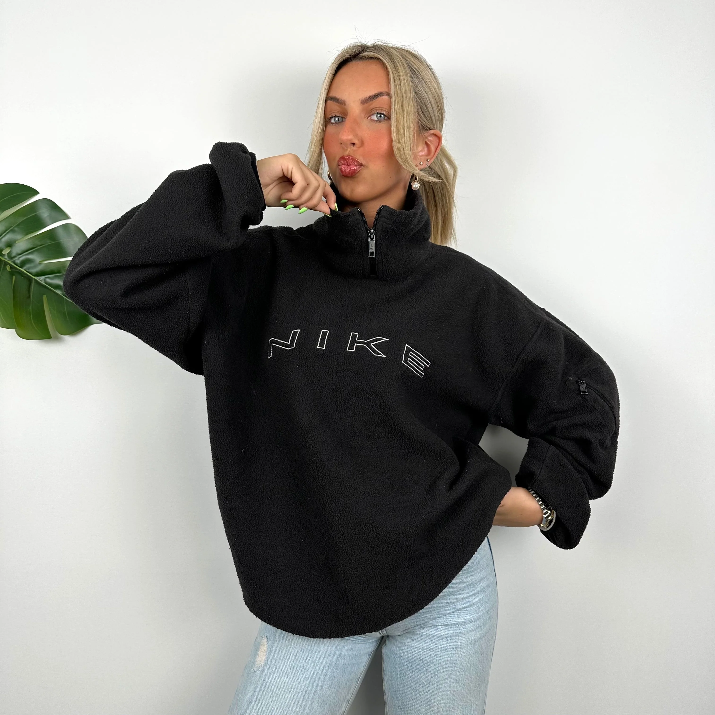 Nike Black Embroidered Spell Out Teddy Bear Fleece Quarter Zip Sweatshirt (M)