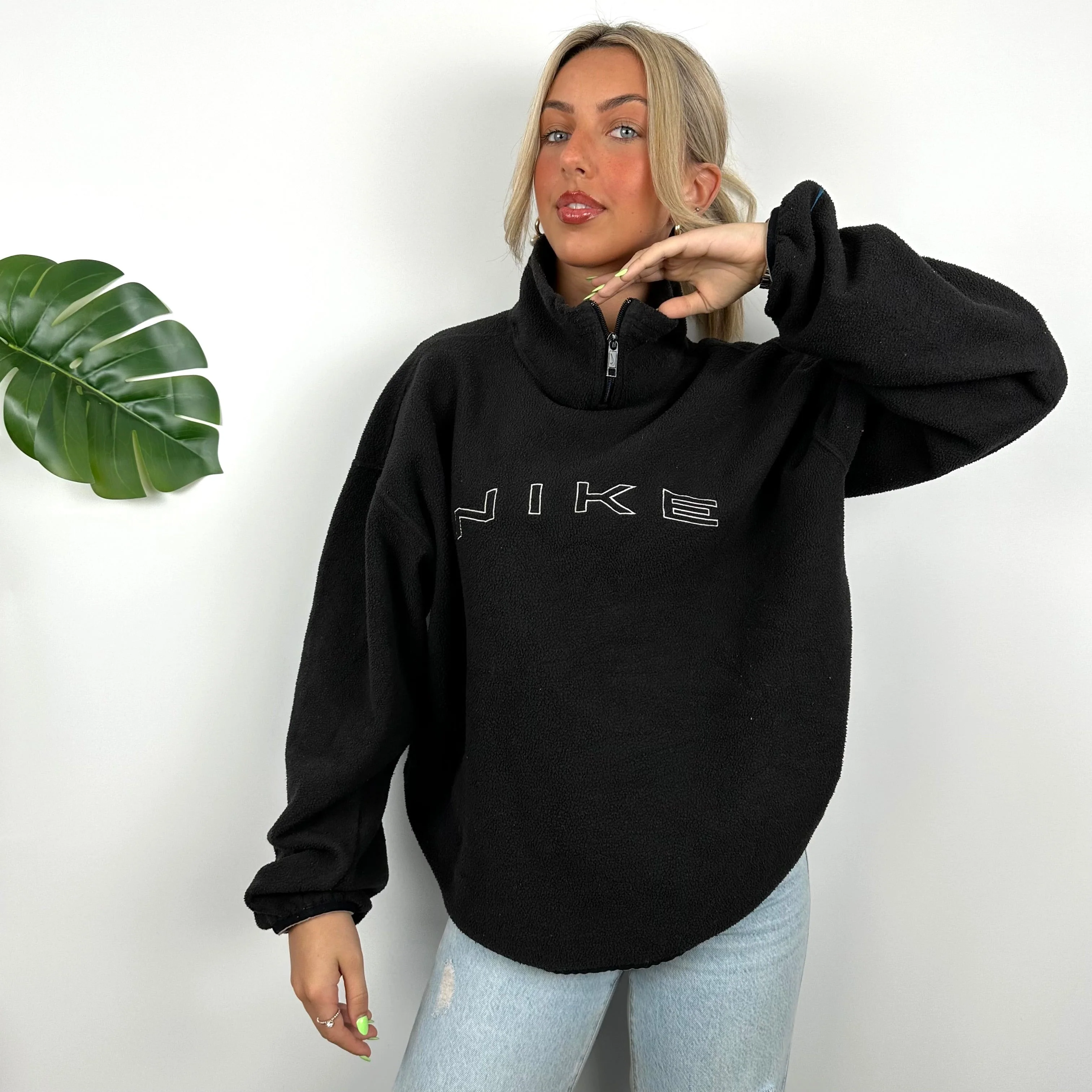 Nike Black Embroidered Spell Out Teddy Bear Fleece Quarter Zip Sweatshirt (M) - Image 4