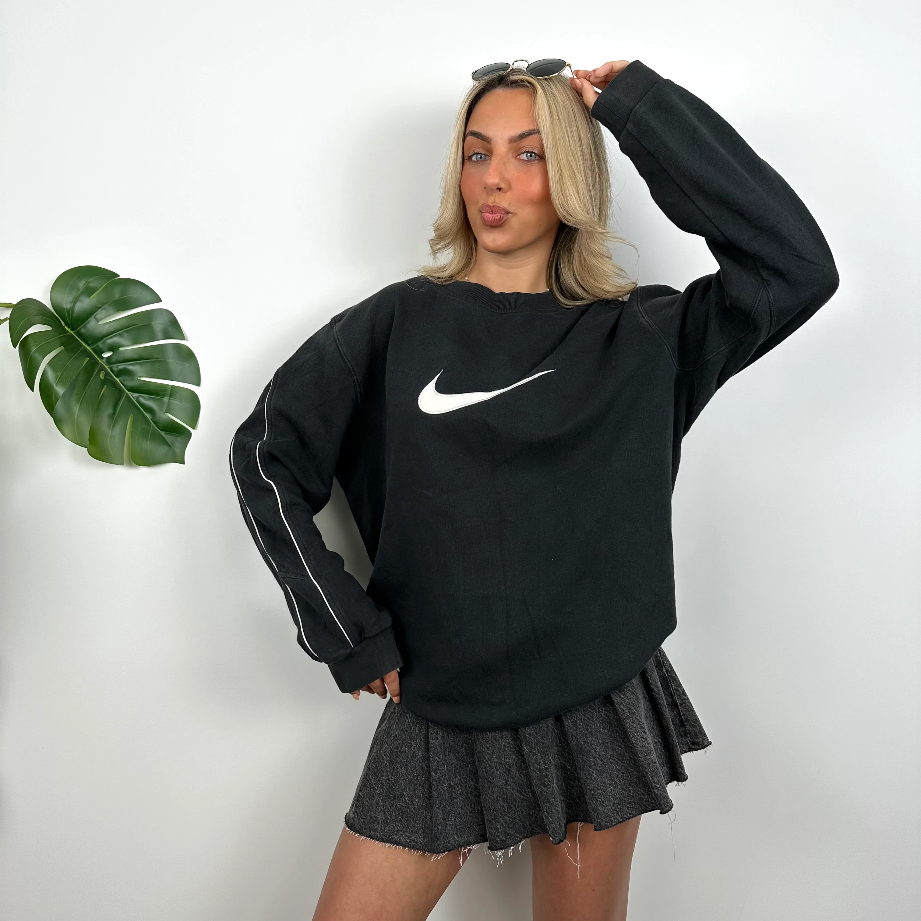 Nike Black Embroidered Swoosh Sweatshirt (L) - Image 3