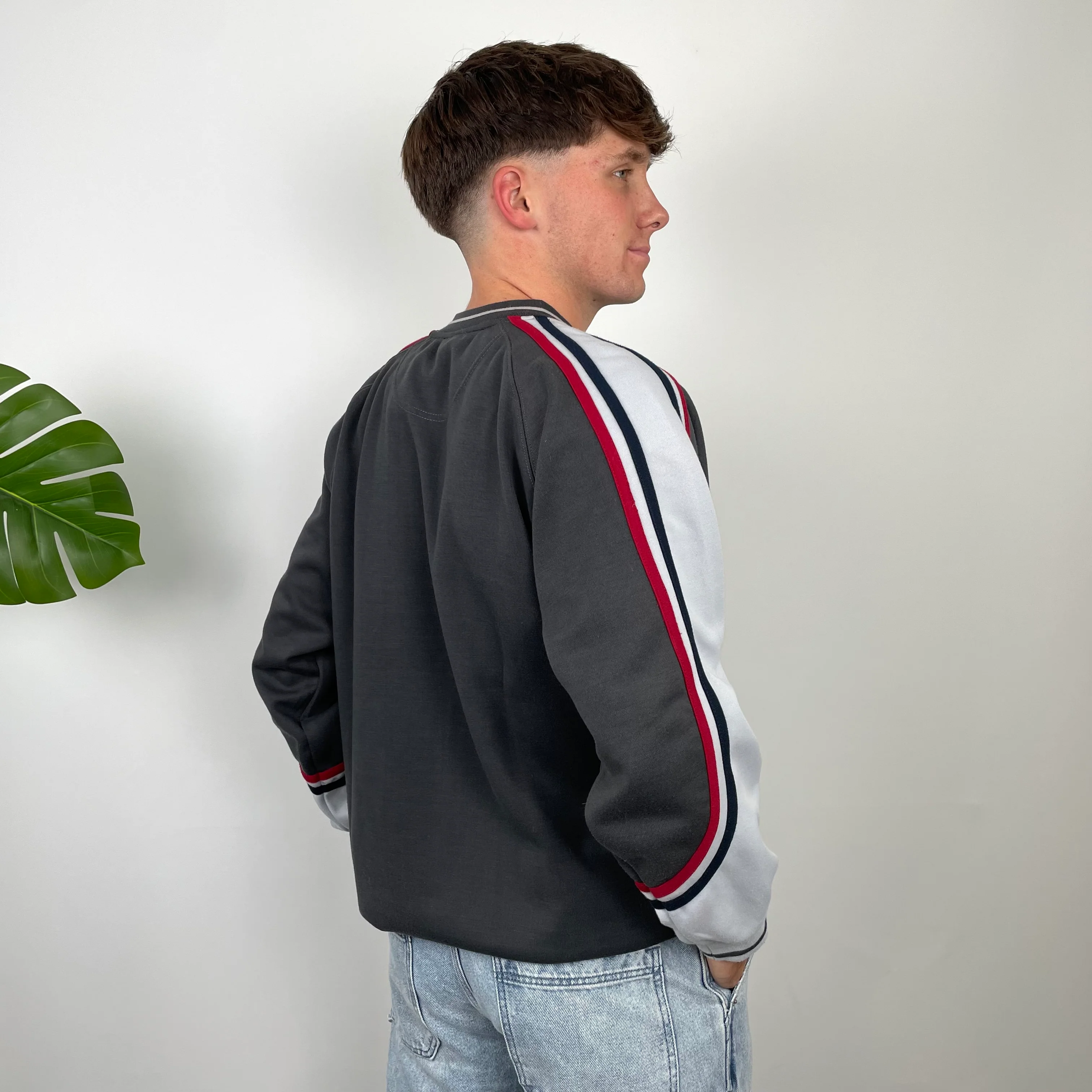 Nike Black Embroidered Swoosh Sweatshirt (L) - Image 4