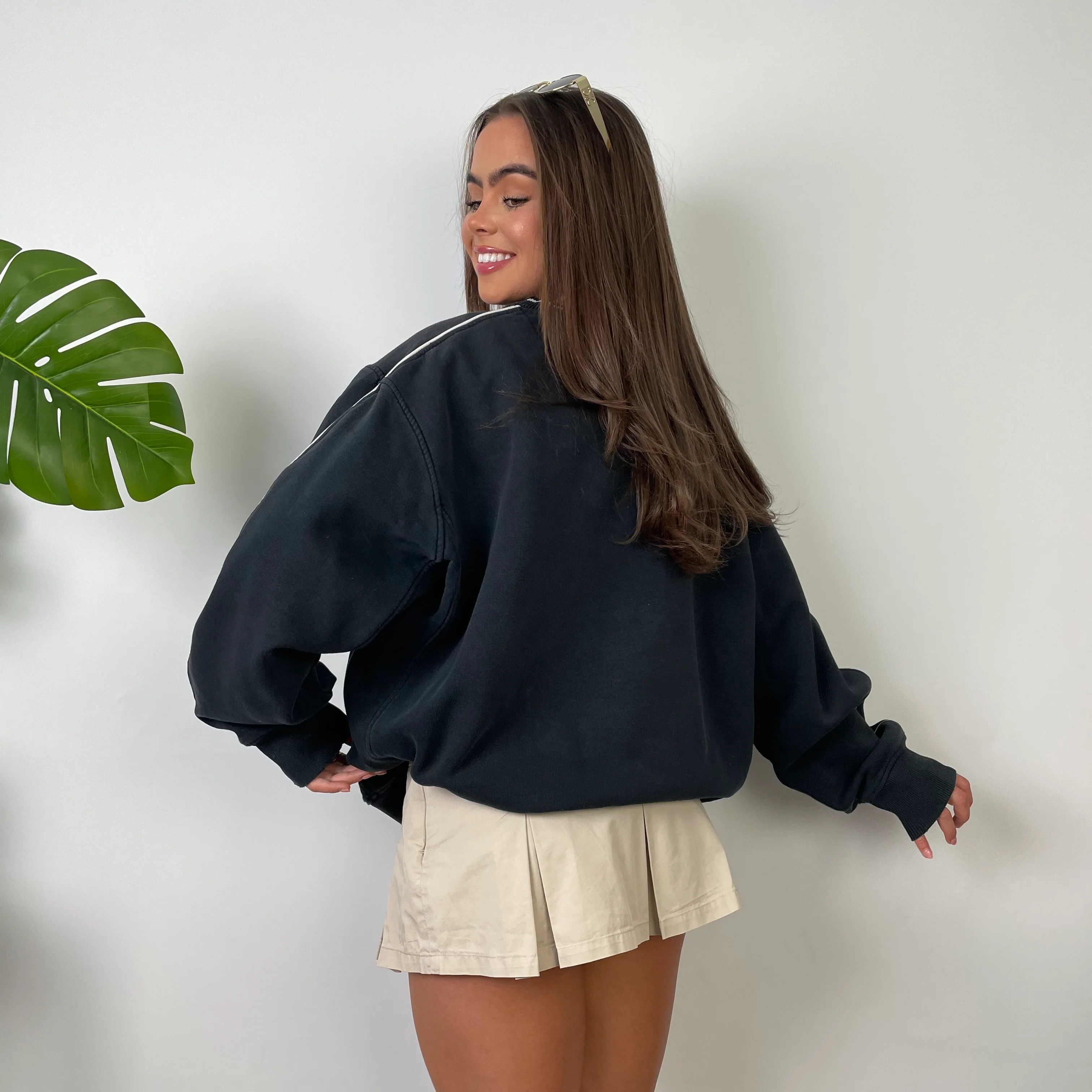 Nike Black Embroidered Swoosh Sweatshirt (L) - Image 5