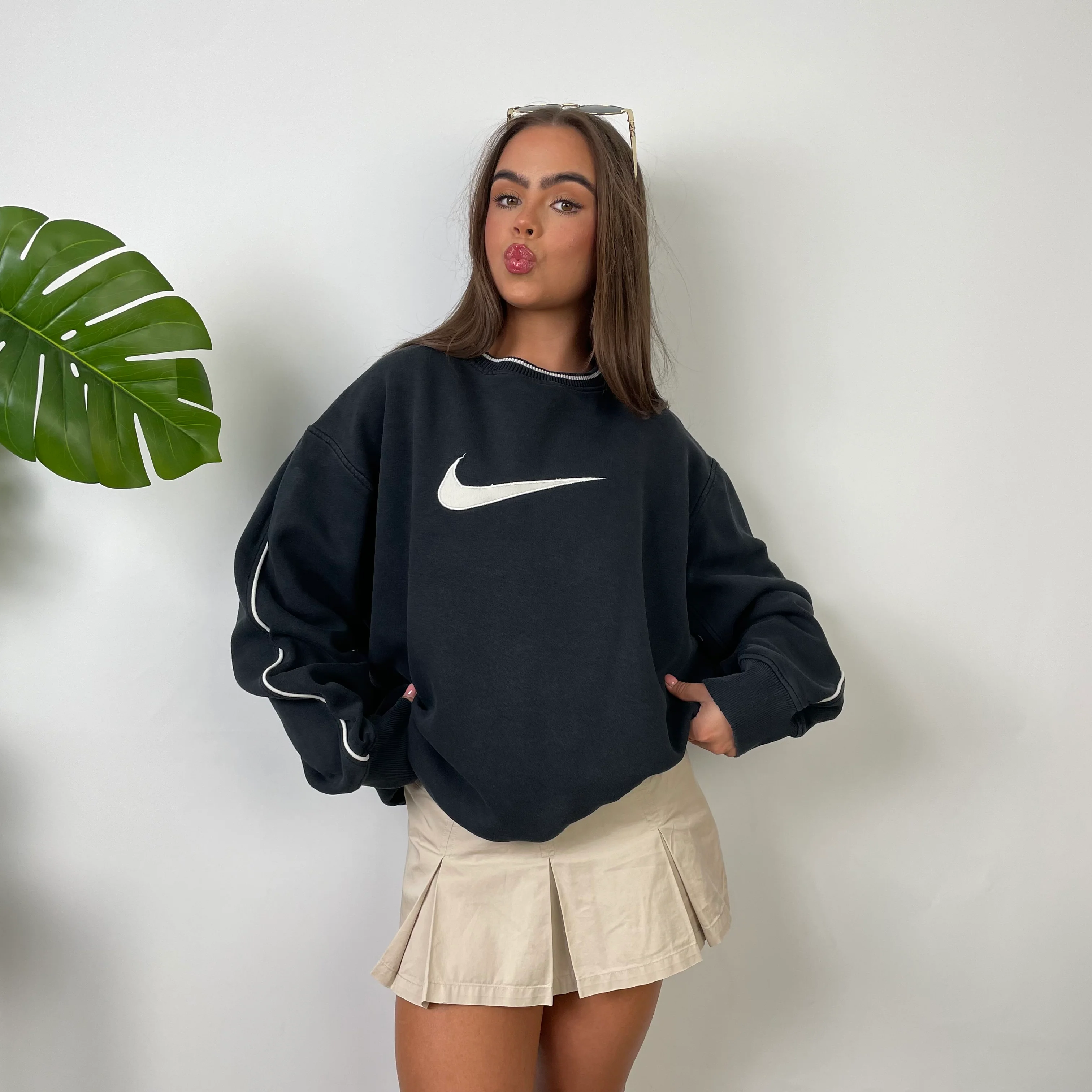 Nike Black Embroidered Swoosh Sweatshirt (L) - Image 7