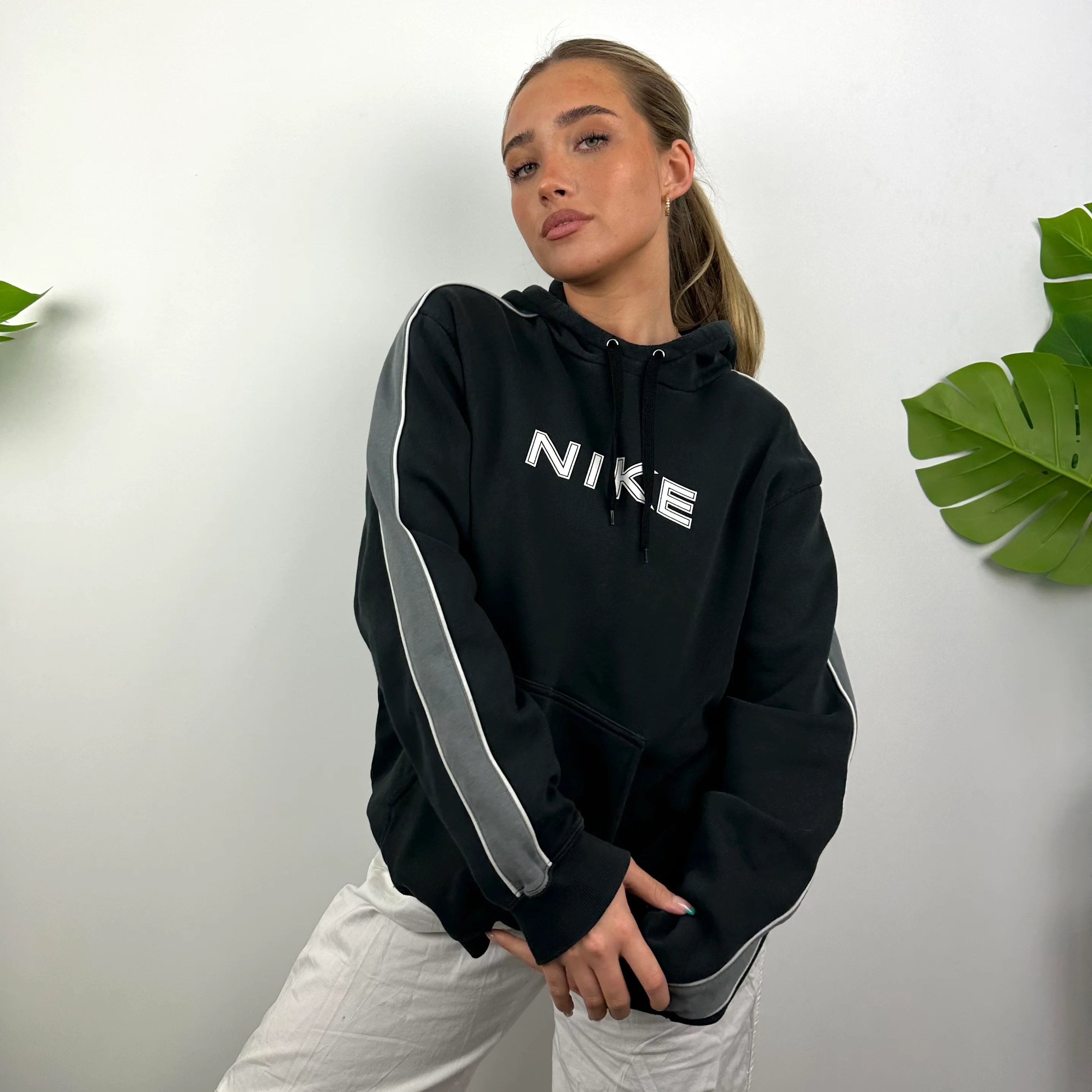 Nike Black Spell Out Hoodie (M) - Image 3