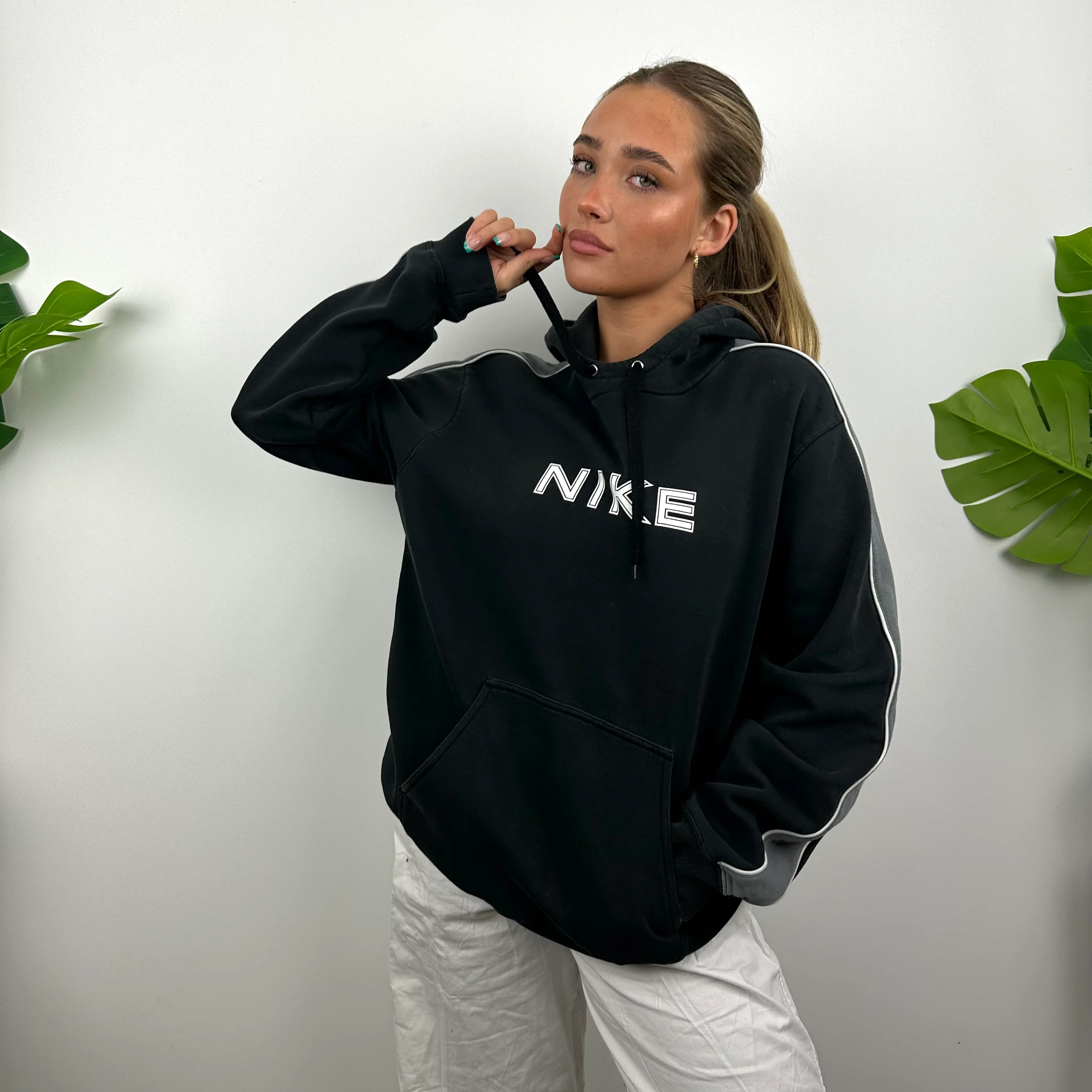 Nike Black Spell Out Hoodie (M) - Image 5