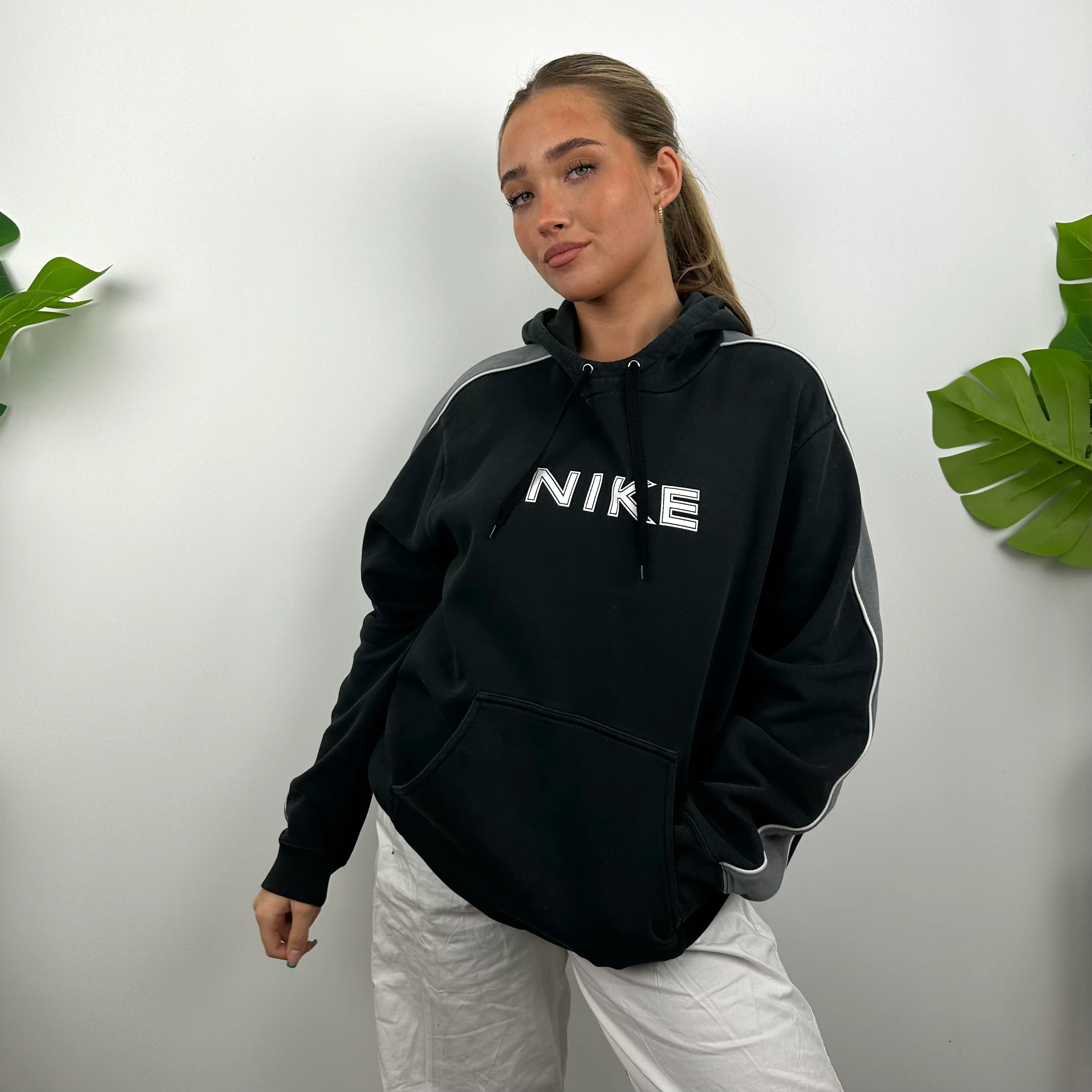 Nike Black Spell Out Hoodie (M) - Image 6