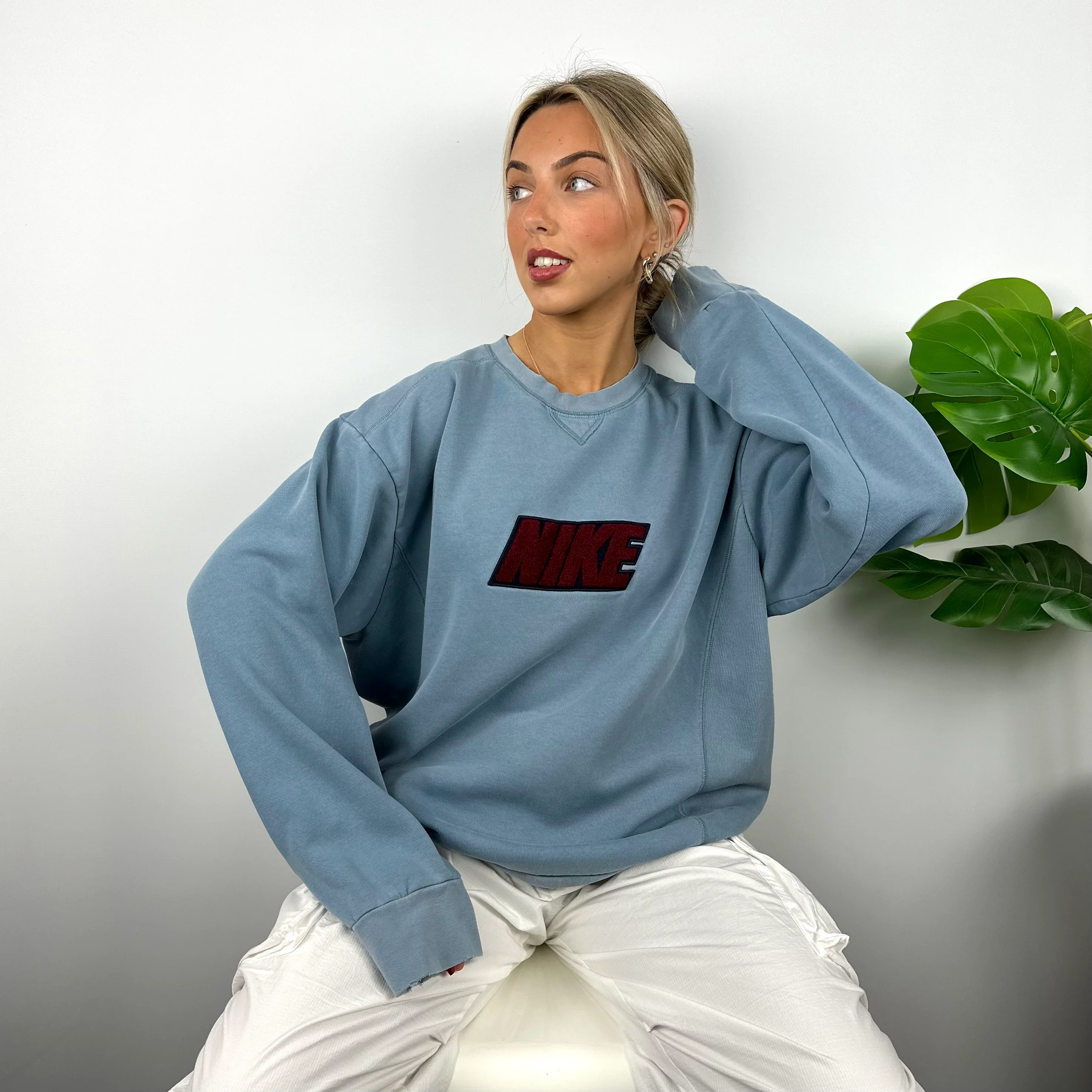 Nike Blue Embroidered Spell Out Sweatshirt (XL) - Image 5