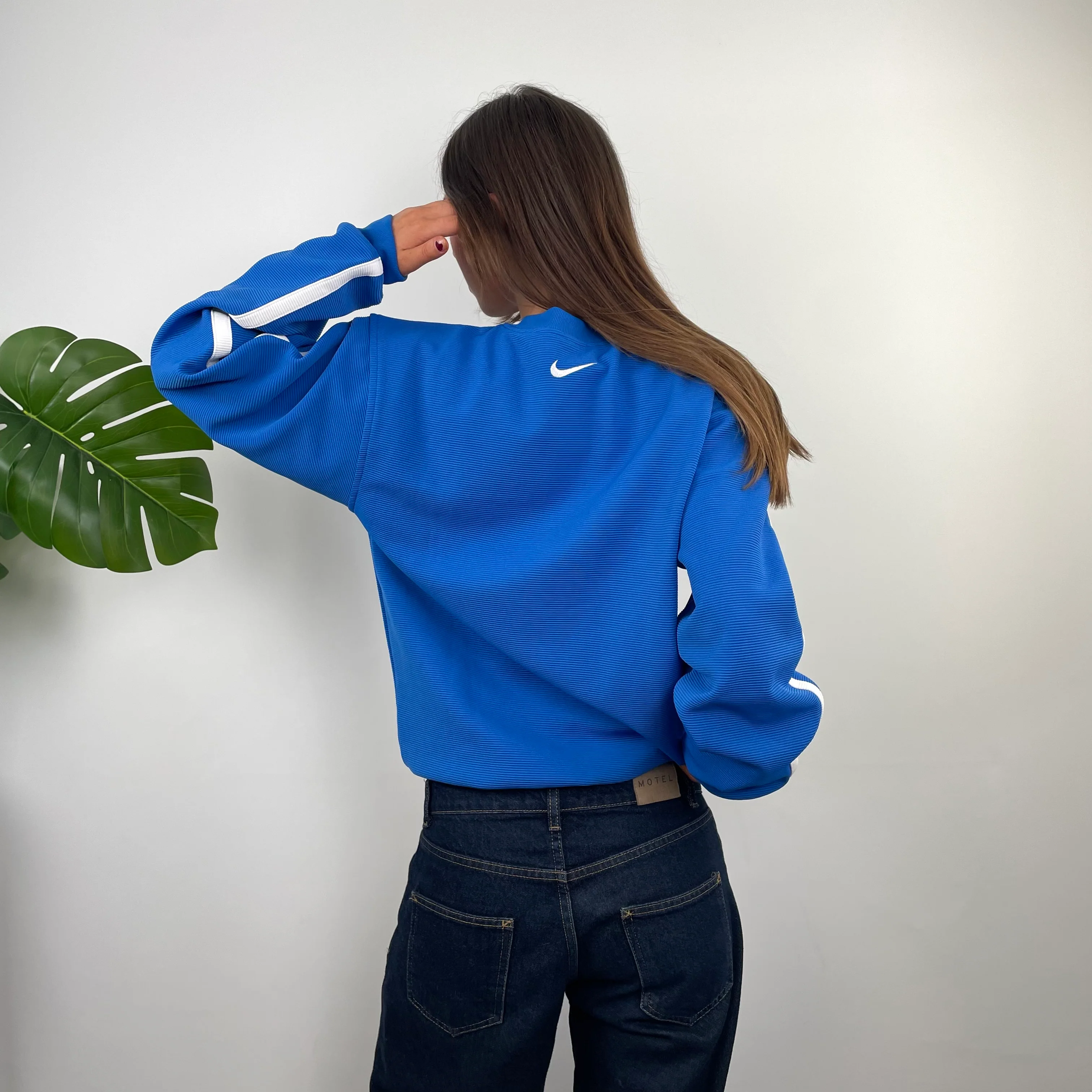 Nike Blue Embroidered Swoosh Sweatshirt (M) - Image 3