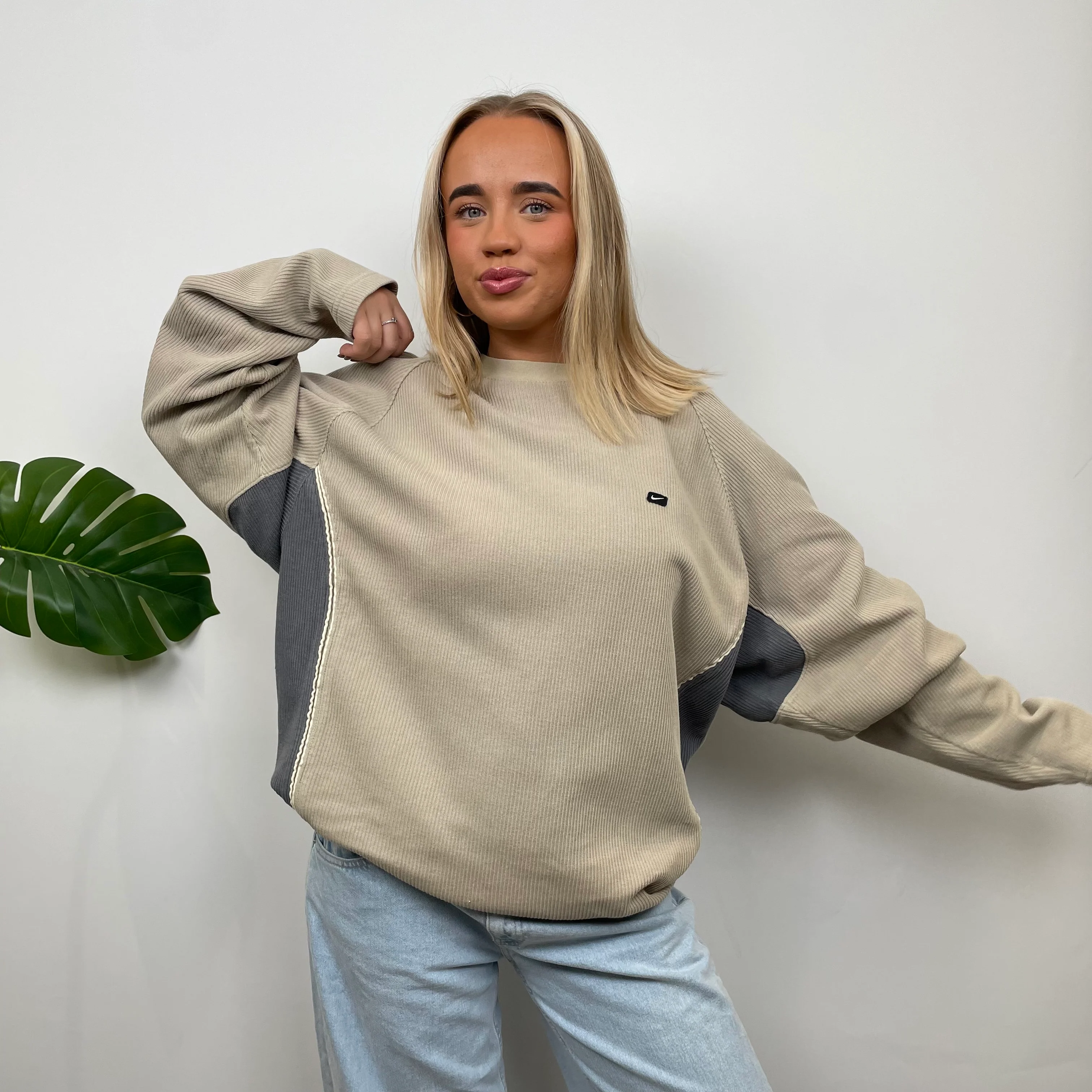Nike Coffee Embroidered Swoosh Sweatshirt (XL) - Image 6