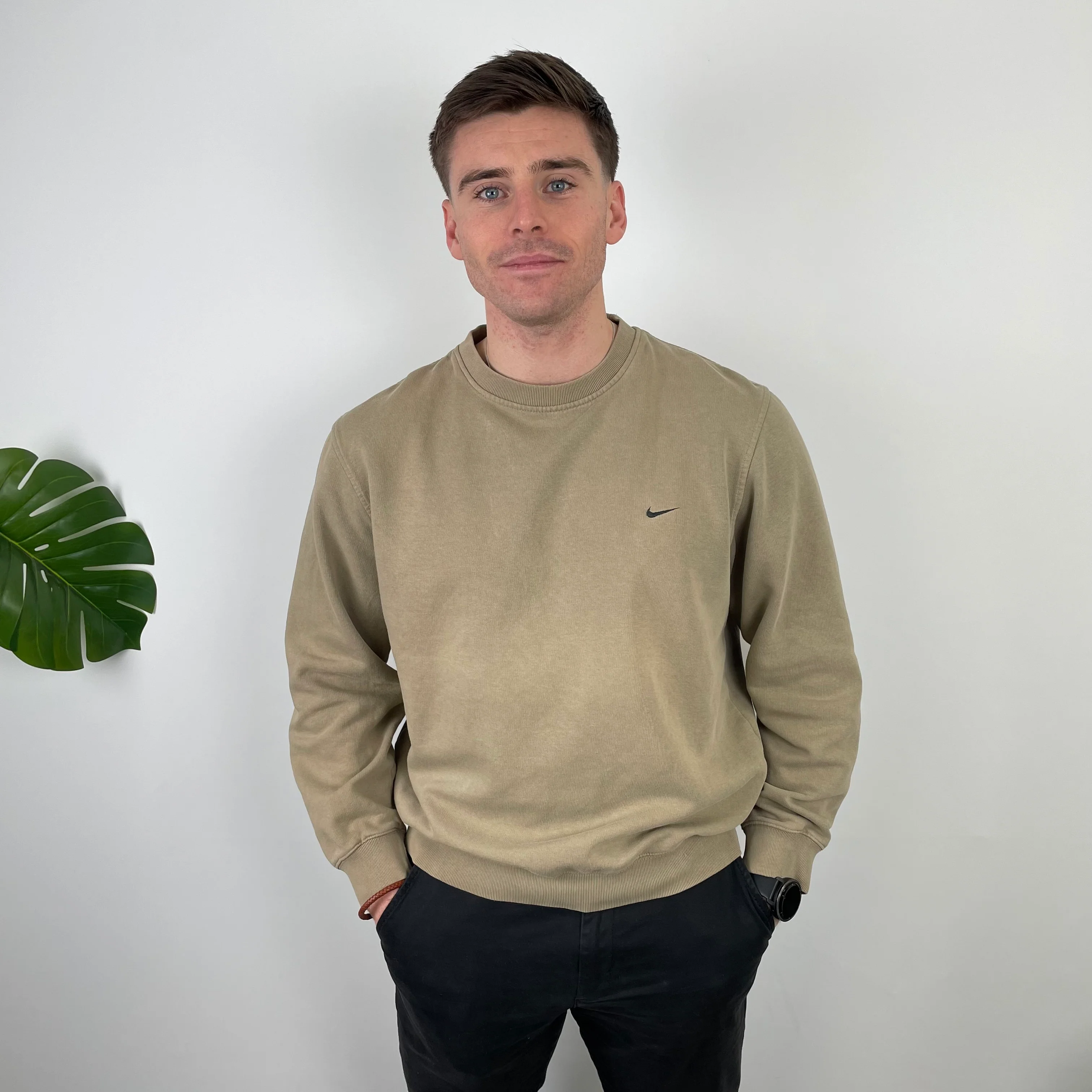 Nike Coffee Embroidered Swoosh Sweatshirt (L) - Image 2