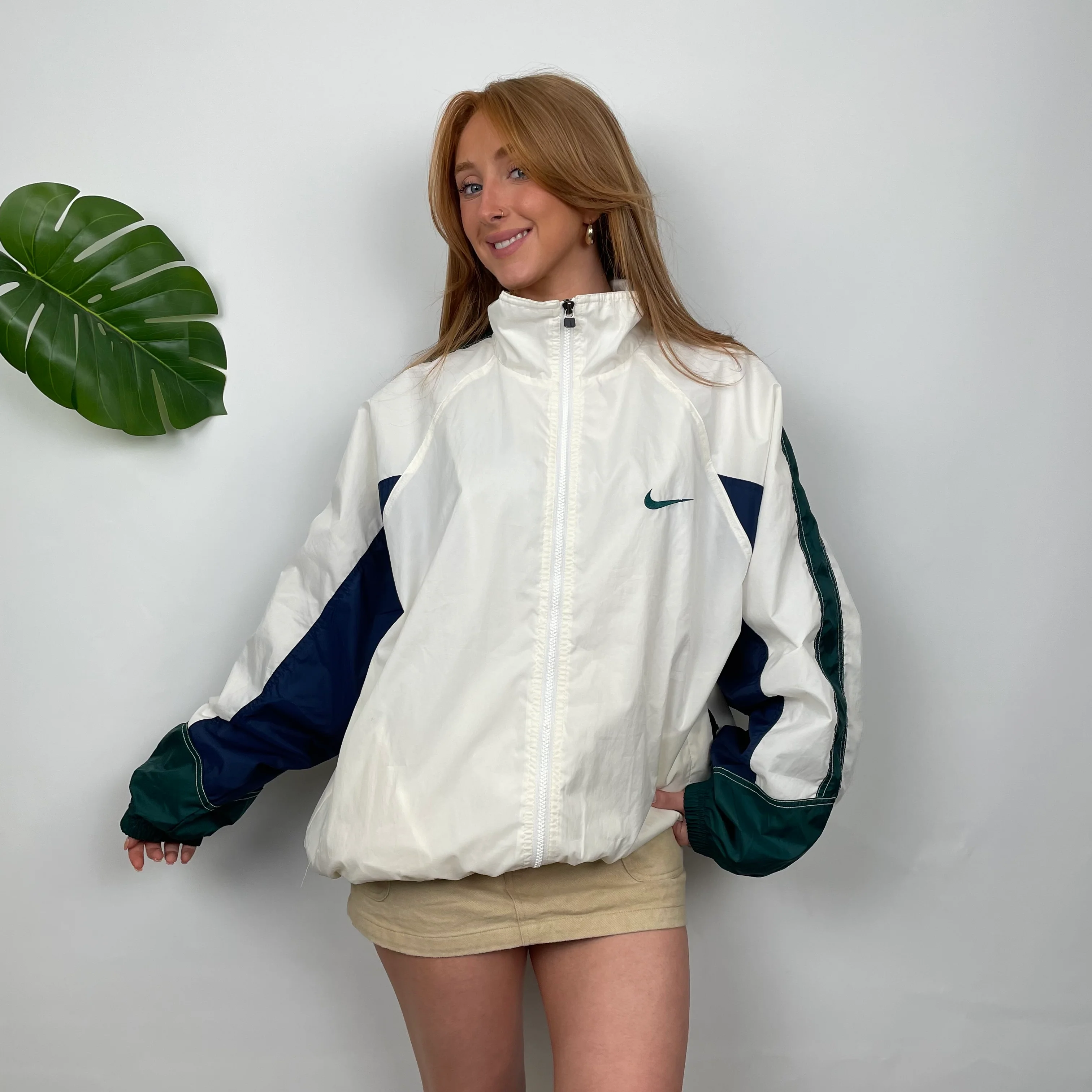Nike Colour Block Embroidered Swoosh Windbreaker Jacket (L) - Image 11
