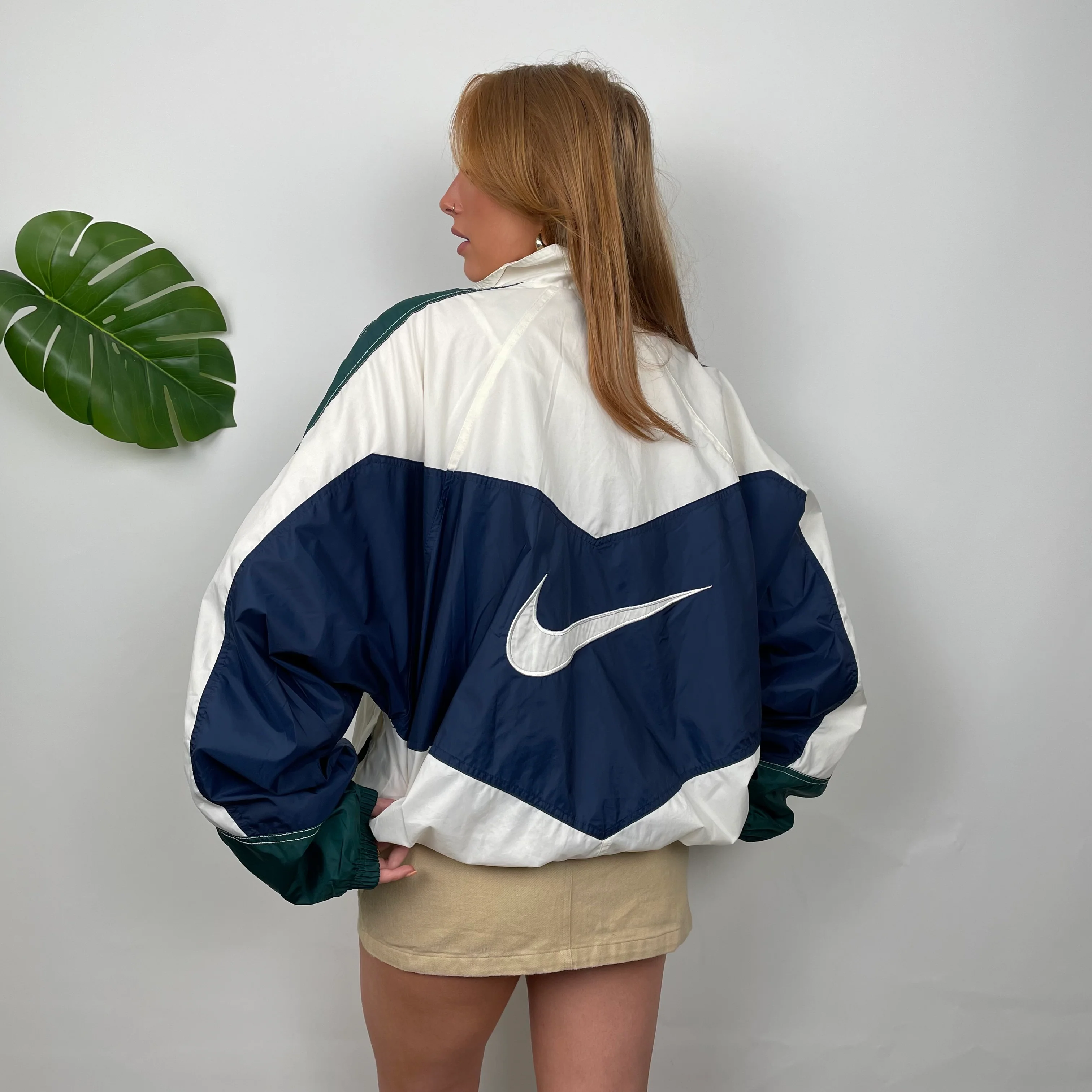 Nike Colour Block Embroidered Swoosh Windbreaker Jacket (L) - Image 3