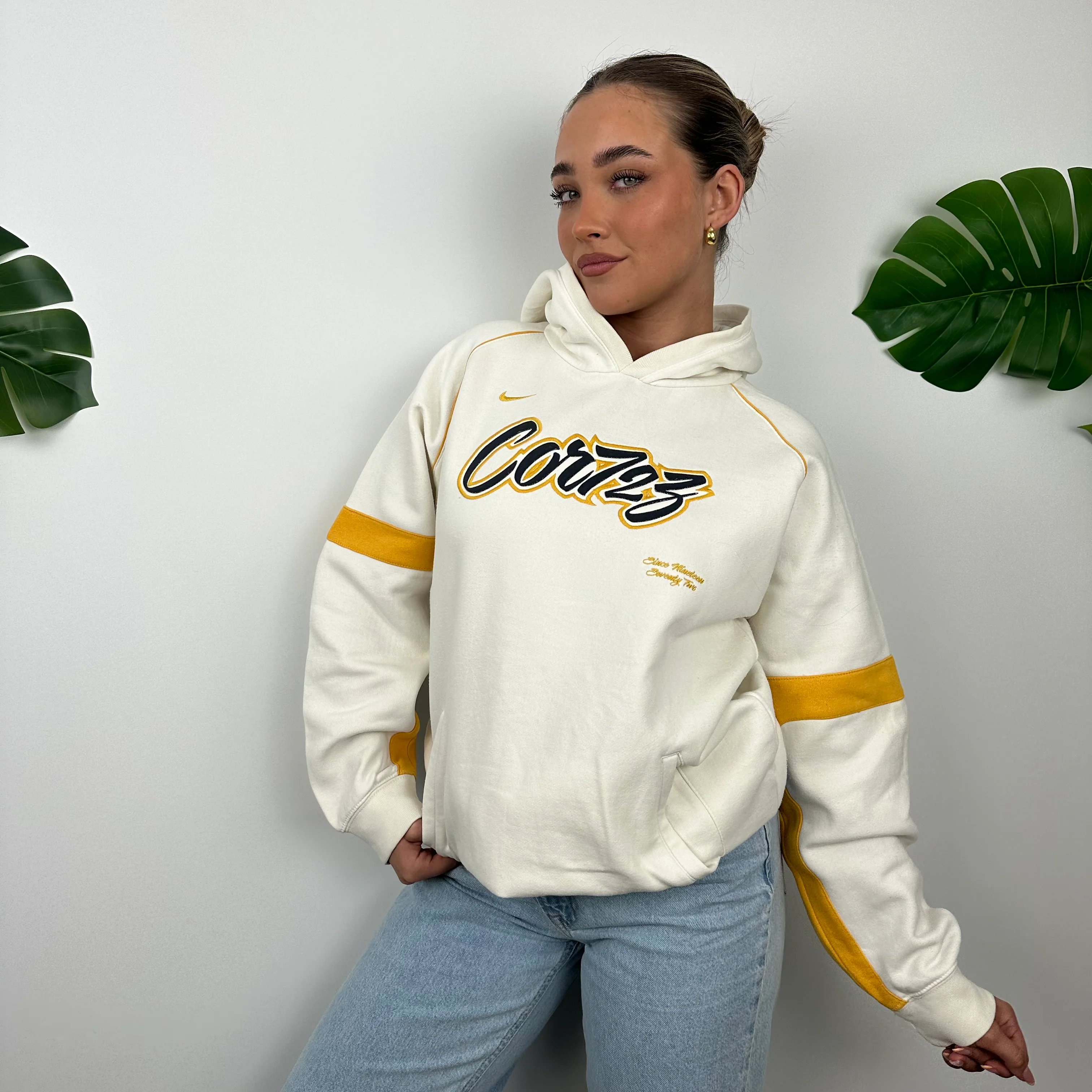Nike Cortez RARE Cream Embroidered Spell Out Hoodie (M) - Image 3