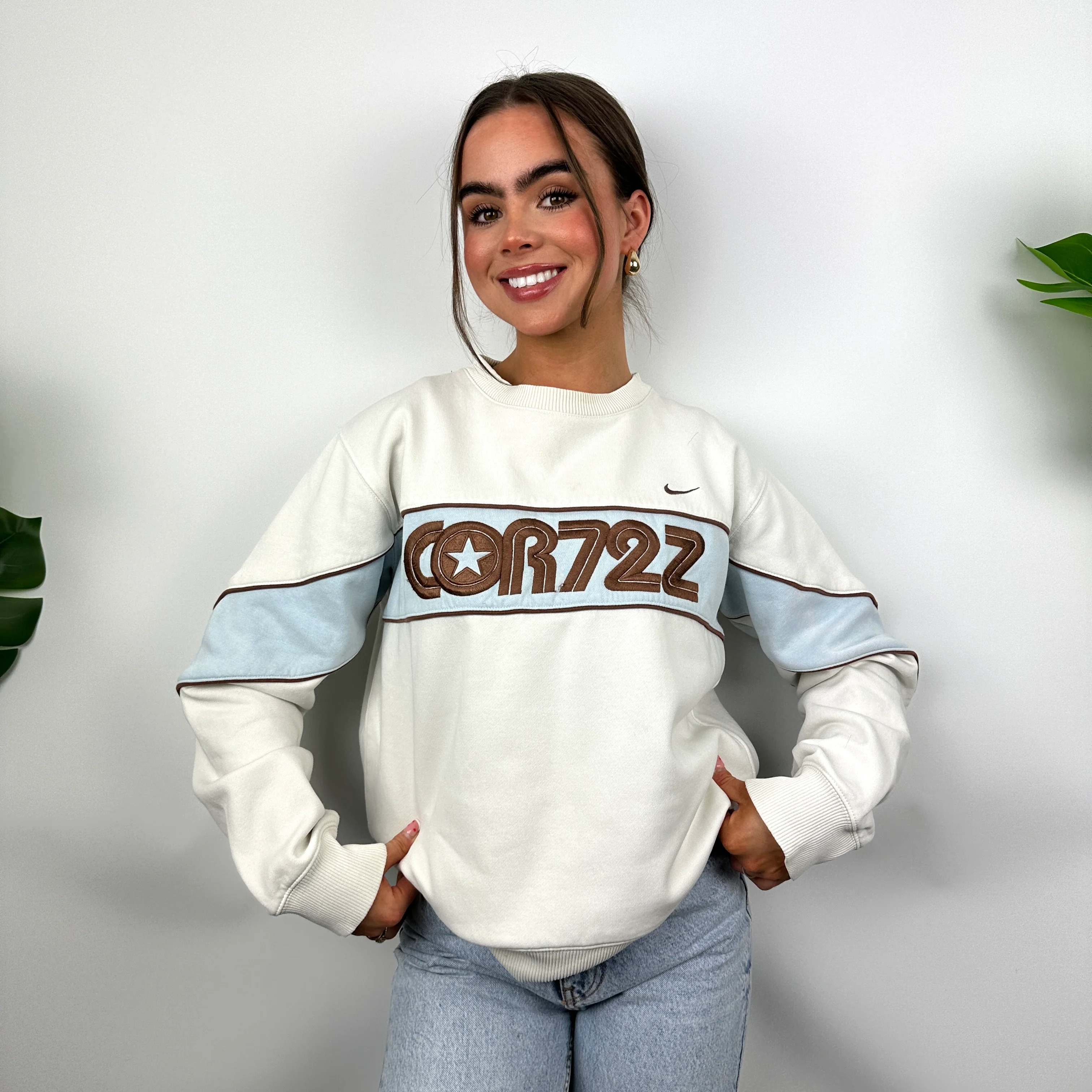 Nike Cortez White Embroidered Spell Out Sweatshirt (S) - Image 2
