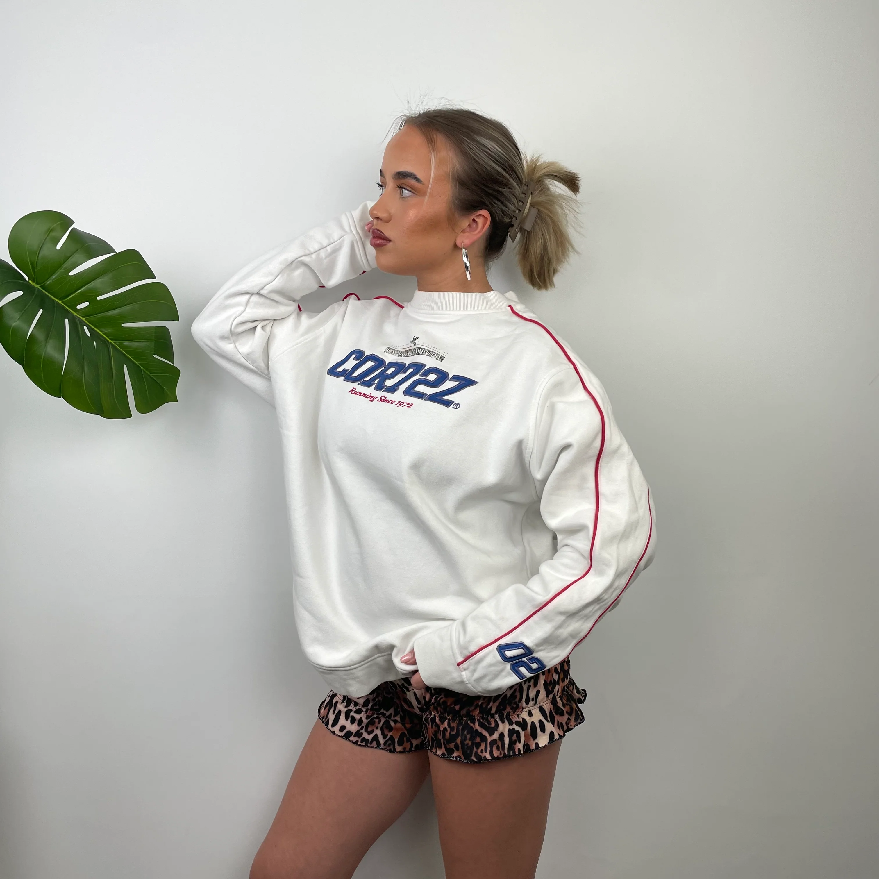 Nike Cortez White Embroidered Spell Out Sweatshirt (L) - Image 3
