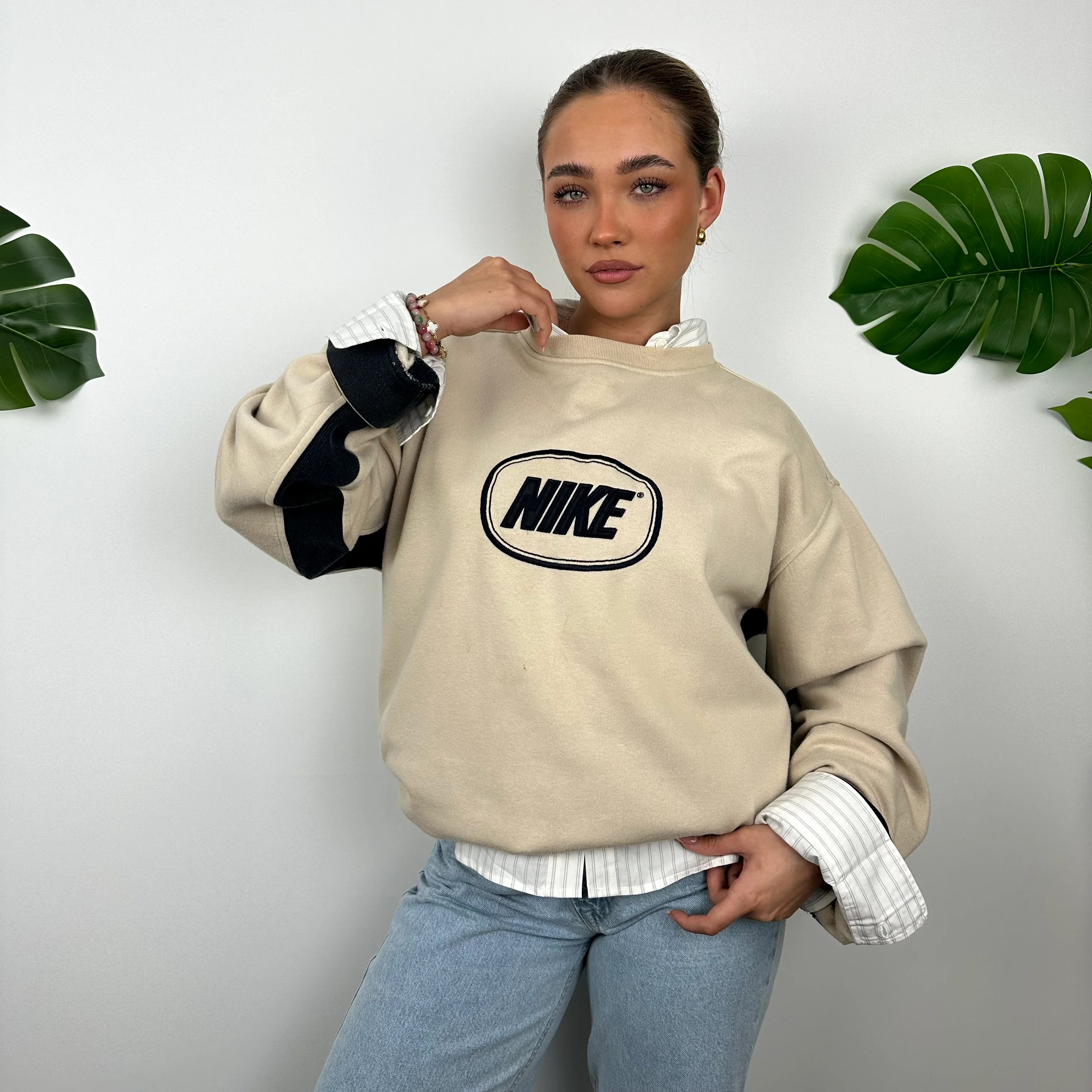 Nike Cream Embroidered Spell Out Sweatshirt (XL) - Image 5