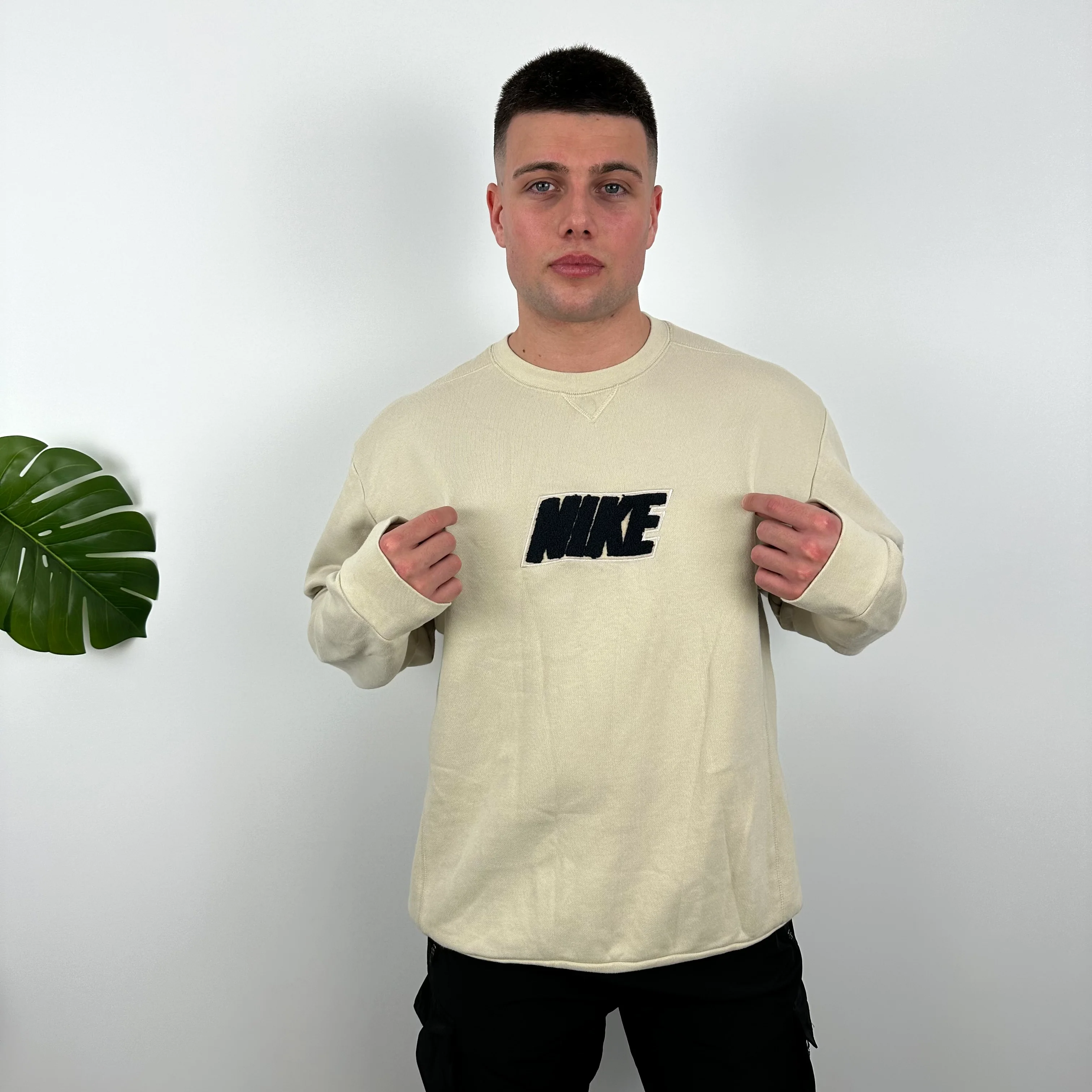 Nike Cream Embroidered Spell Out Sweatshirt (L) - Image 3