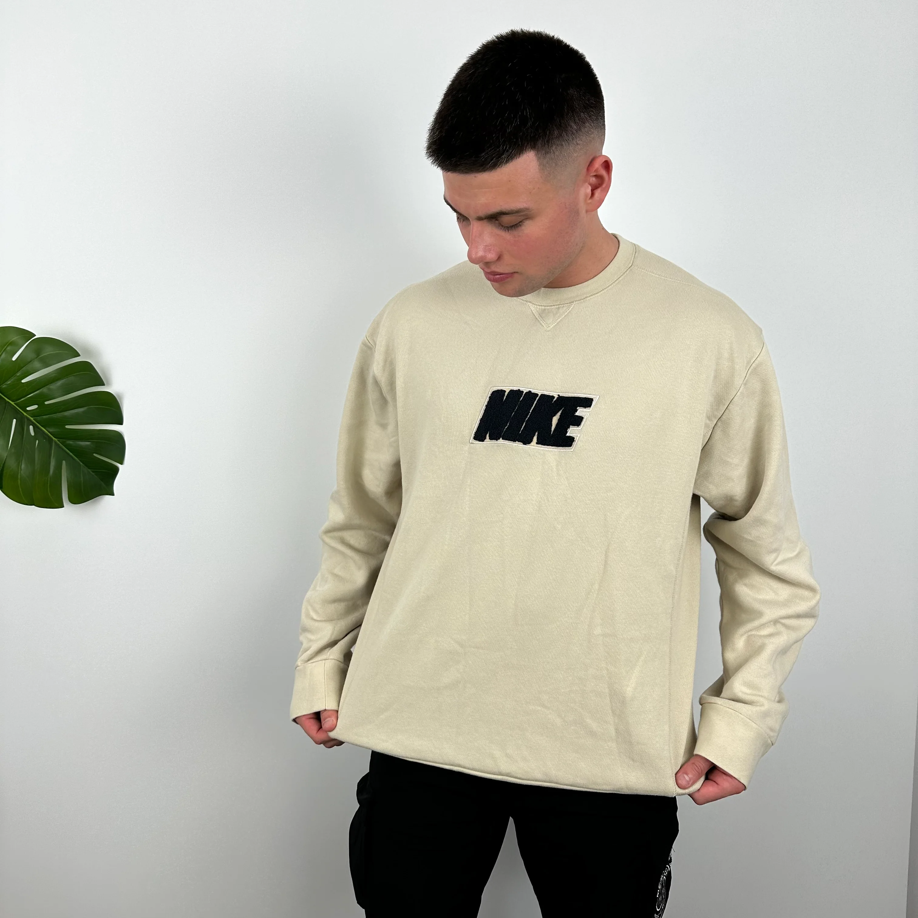 Nike Cream Embroidered Spell Out Sweatshirt (L) - Image 5