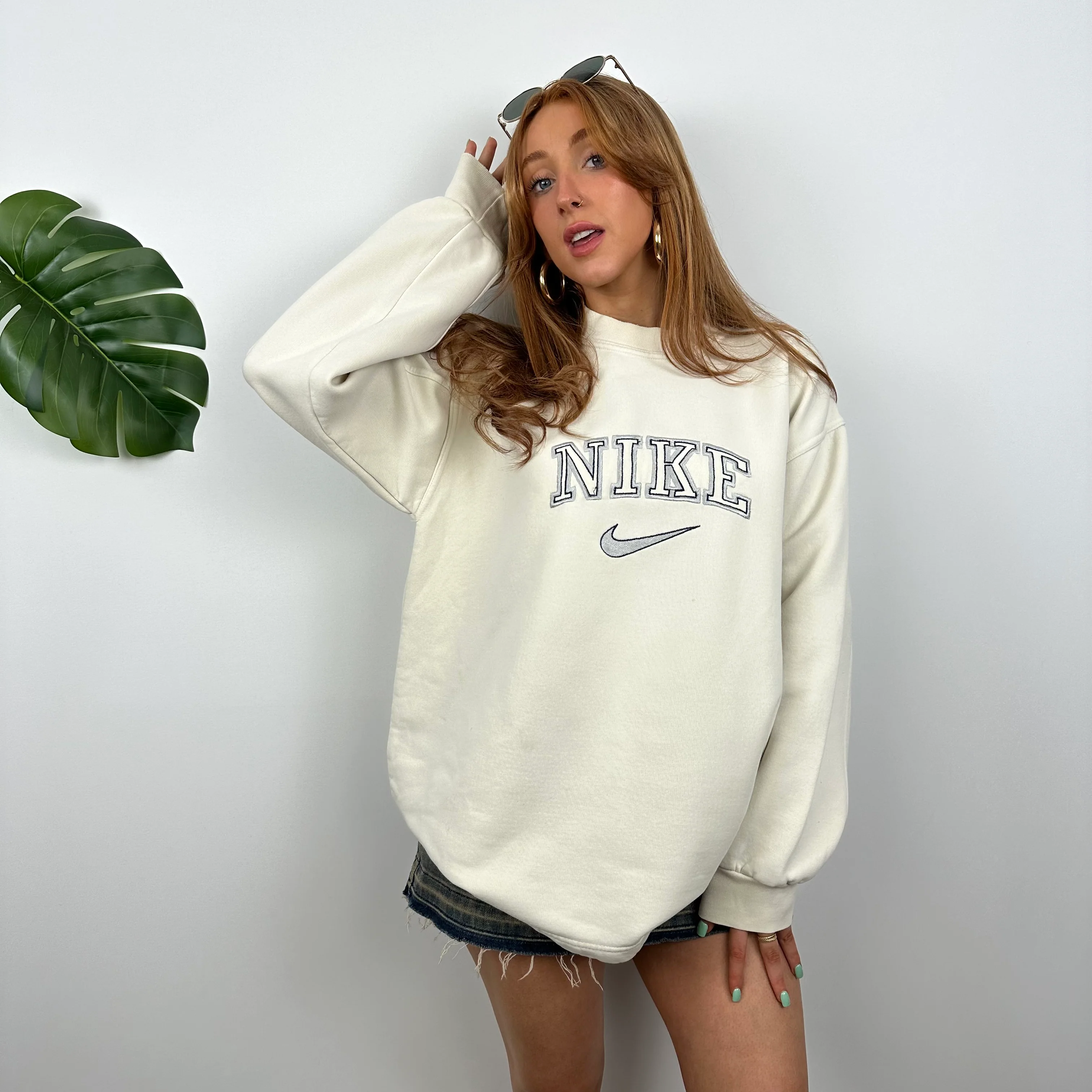 Nike Cream Embroidered Spell Out Sweatshirt (L) - Image 3