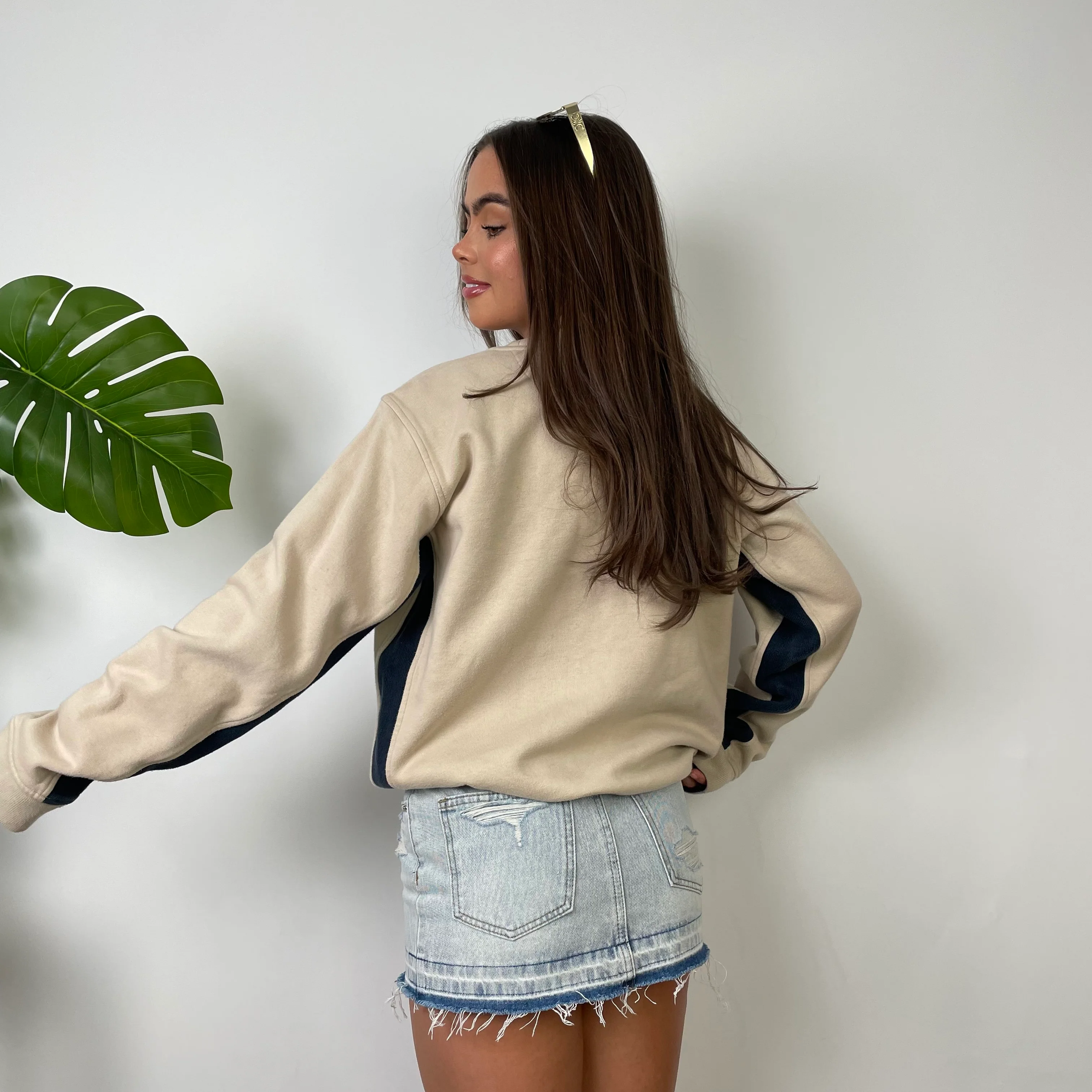 Nike Cream Embroidered Spell Out Sweatshirt (S) - Image 6