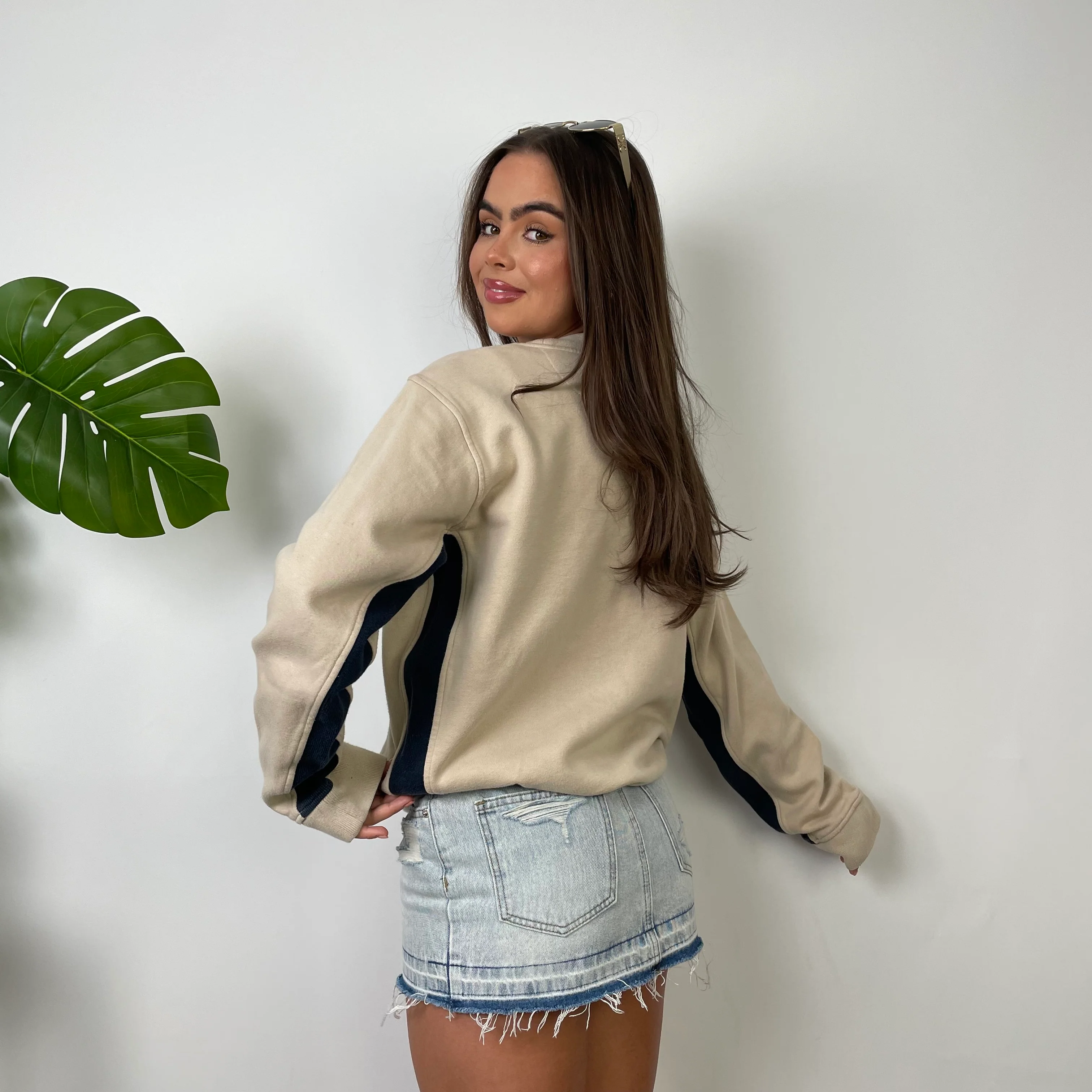 Nike Cream Embroidered Spell Out Sweatshirt (S) - Image 7