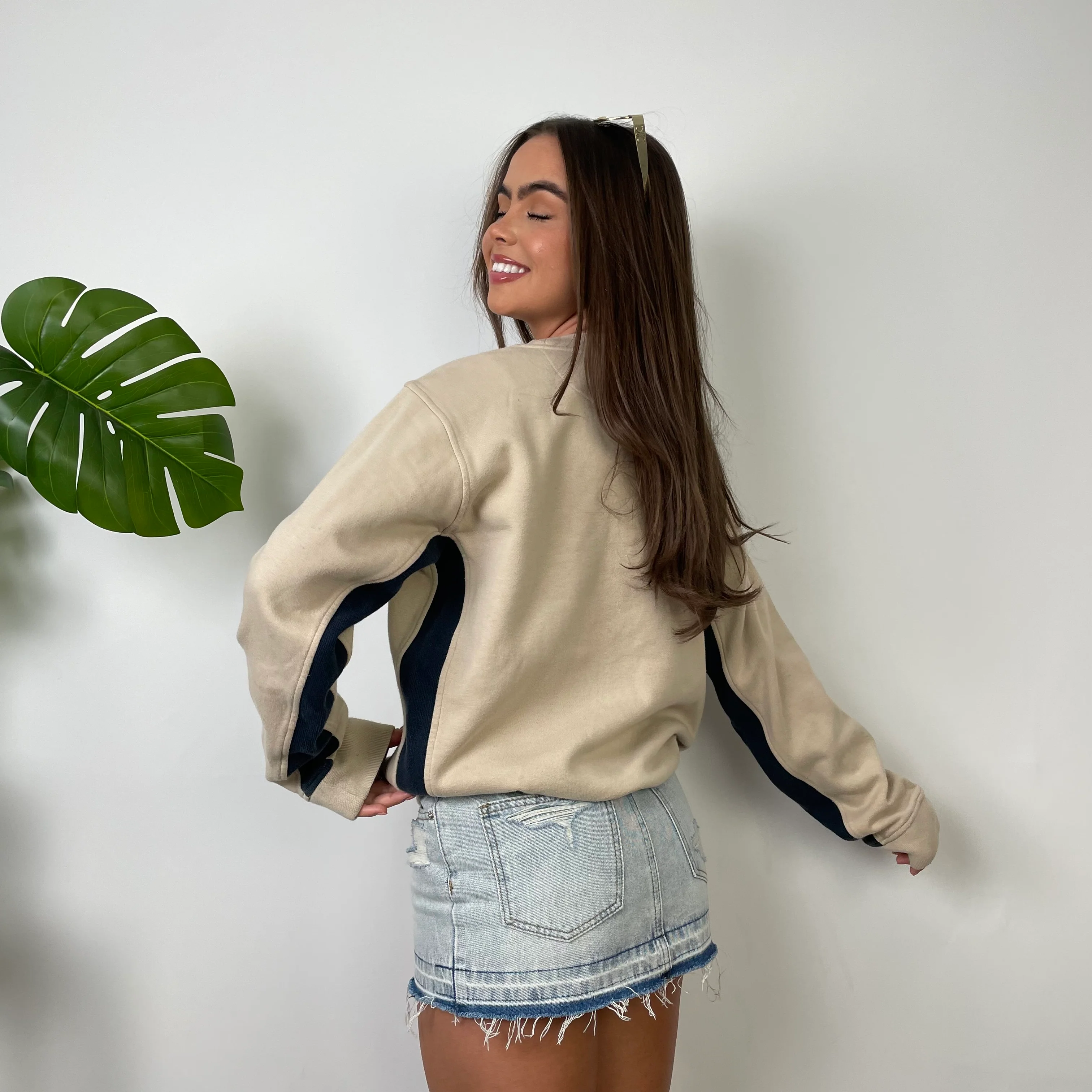 Nike Cream Embroidered Spell Out Sweatshirt (S) - Image 8