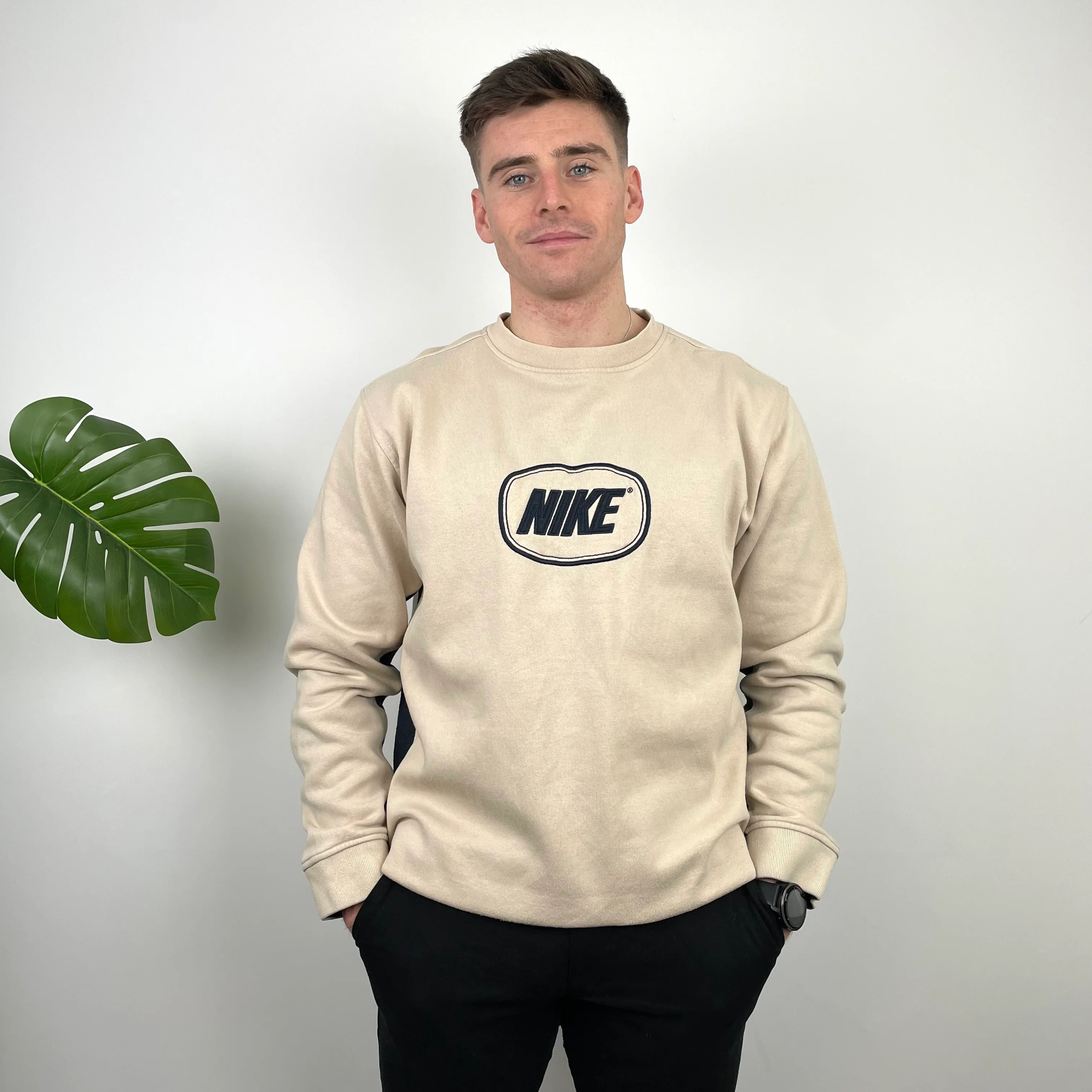 Nike Cream Embroidered Spell Out Sweatshirt (L) - Image 3