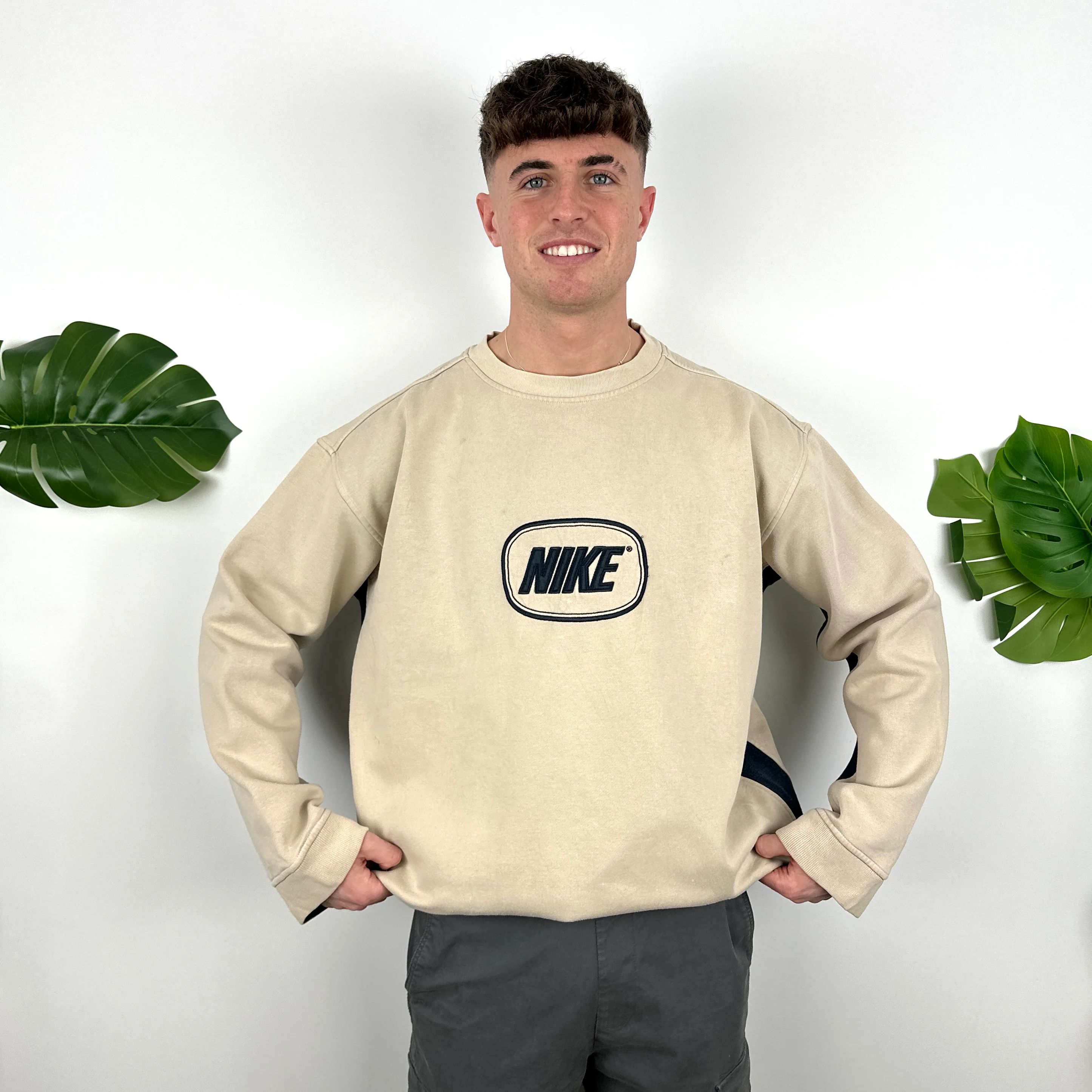 Nike Cream Embroidered Spell Out Sweatshirt (XXL) - Image 2