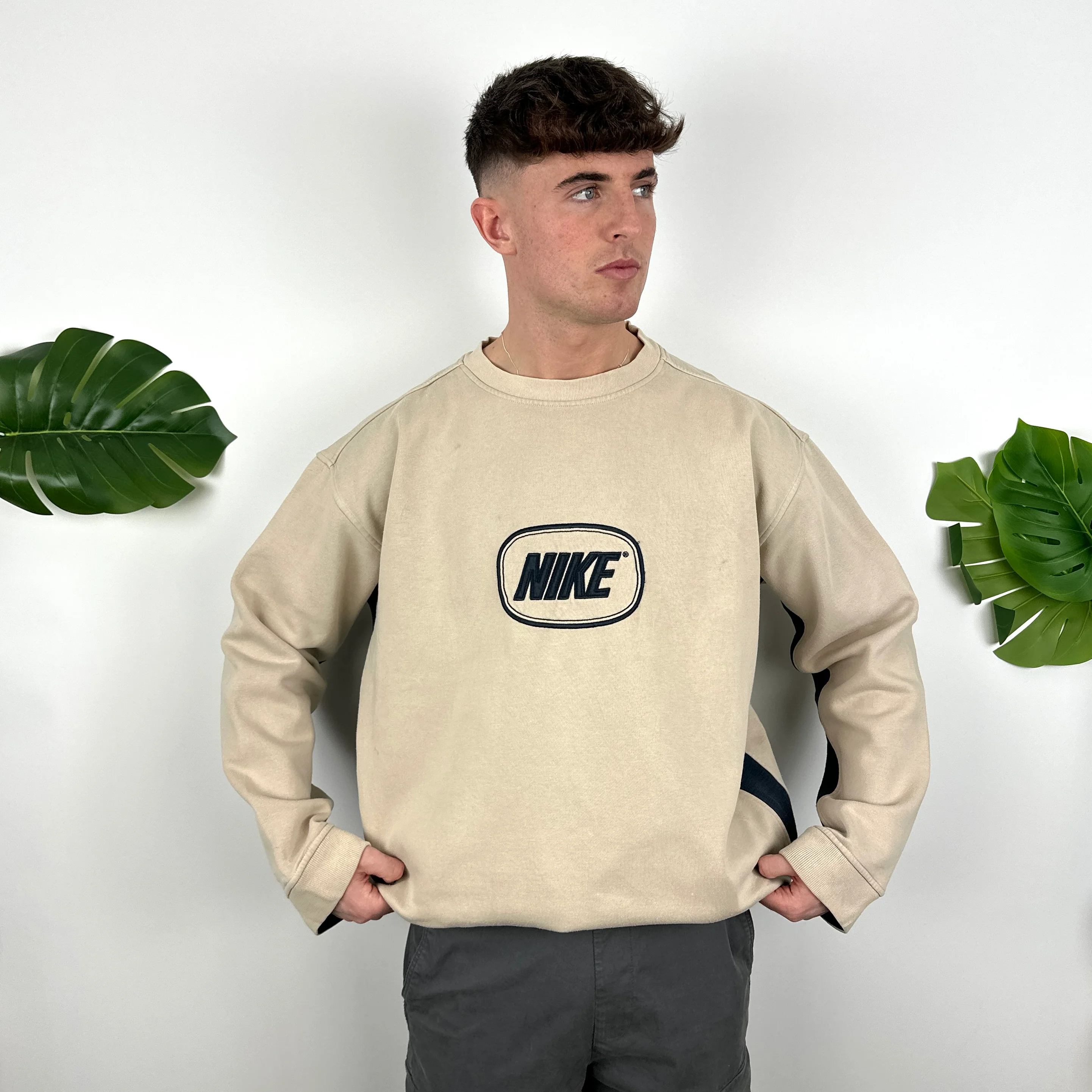 Nike Cream Embroidered Spell Out Sweatshirt (XXL) - Image 3