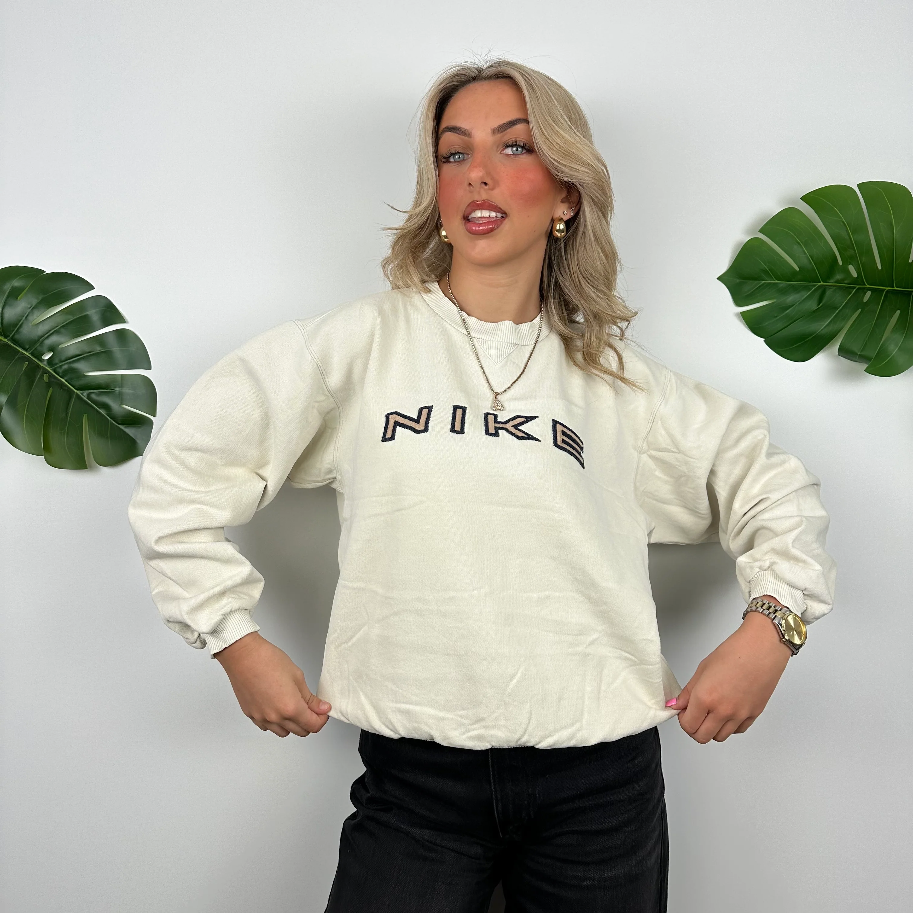 Nike Cream Embroidered Spell Out Sweatshirt (S) - Image 6