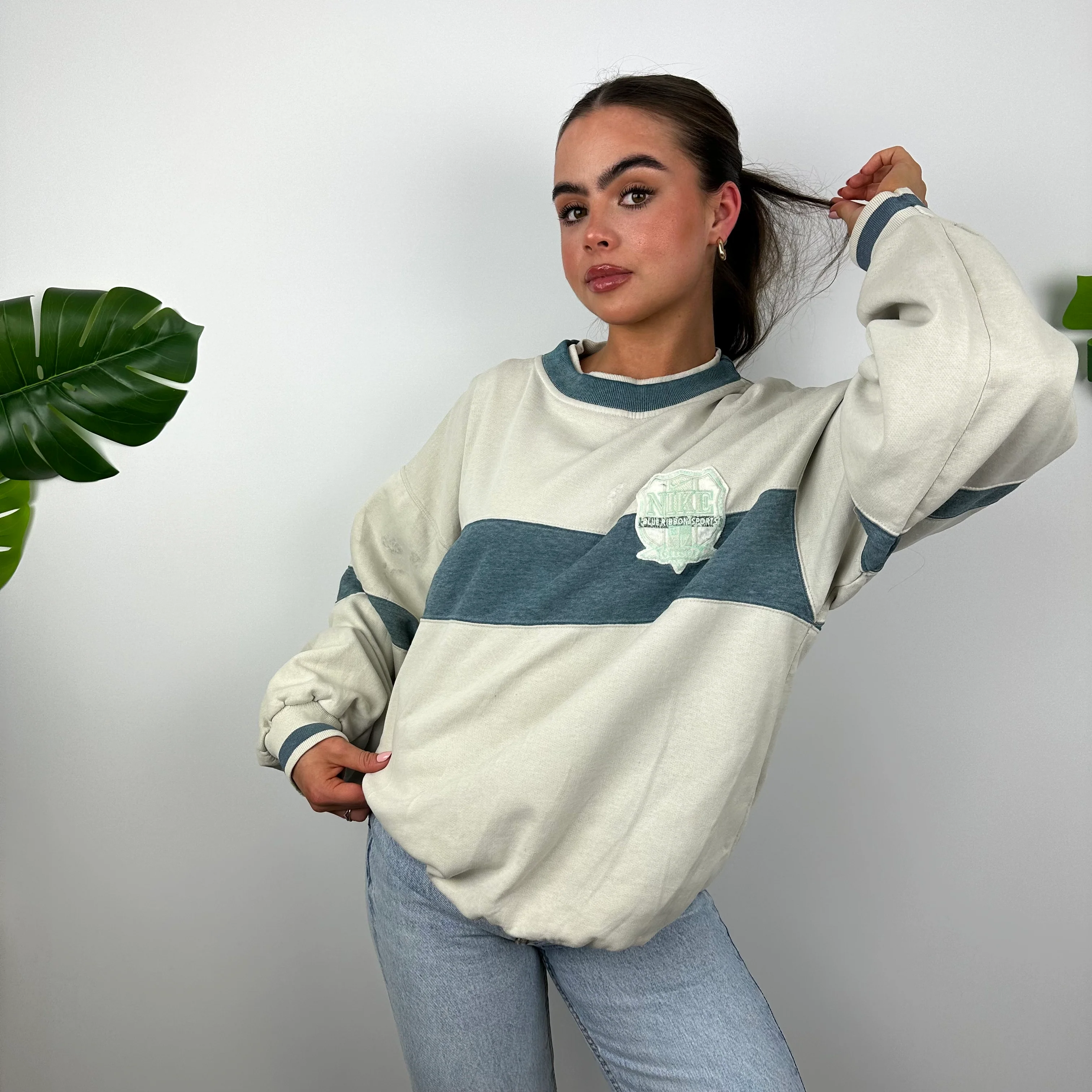 Nike Cream Embroidered Spell Out Sweatshirt (M) - Image 3