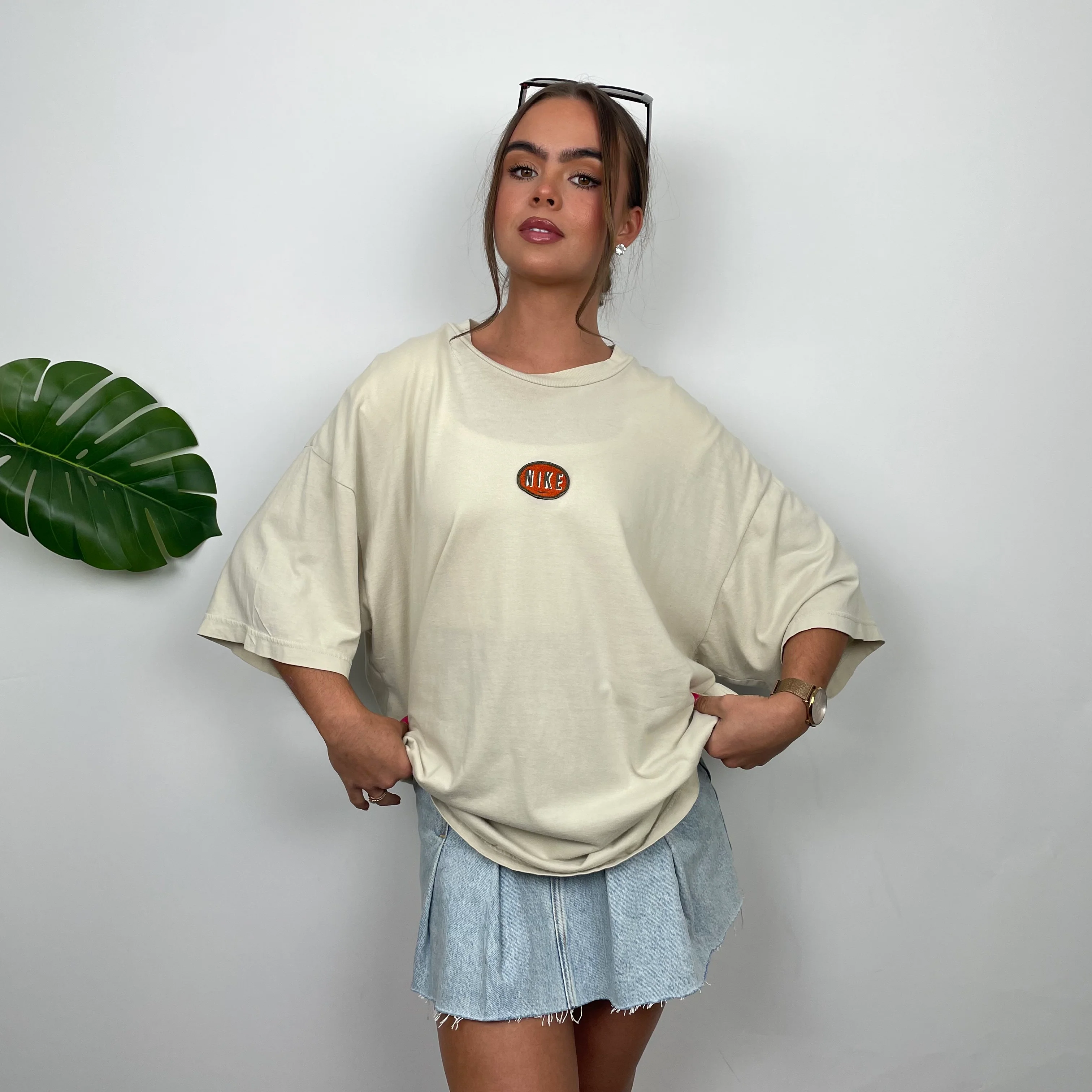 Nike Cream Embroidered Spell Out T Shirt (L) - Image 3