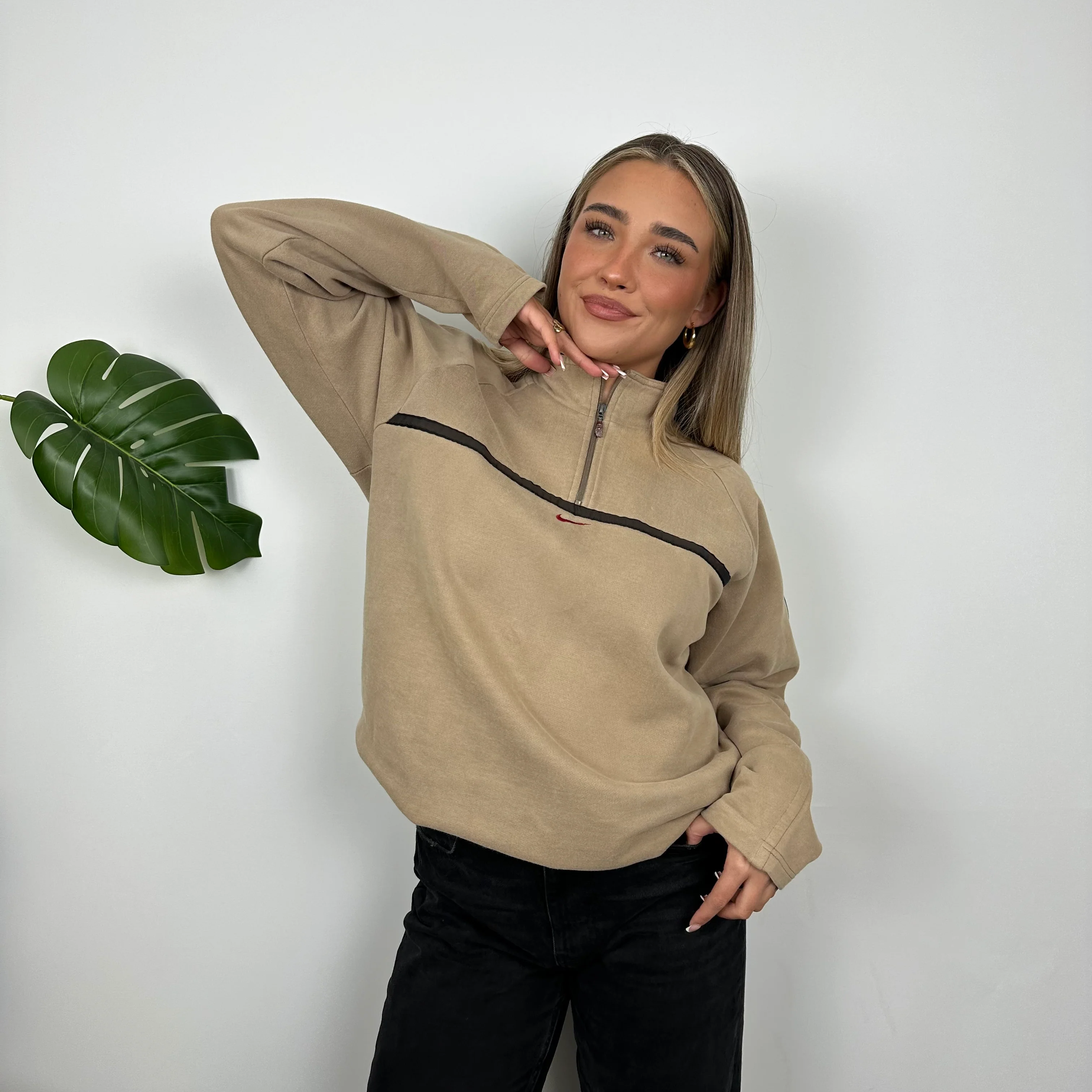 Nike Cream Embroidered Swoosh Quarter Zip Sweatshirt (M)