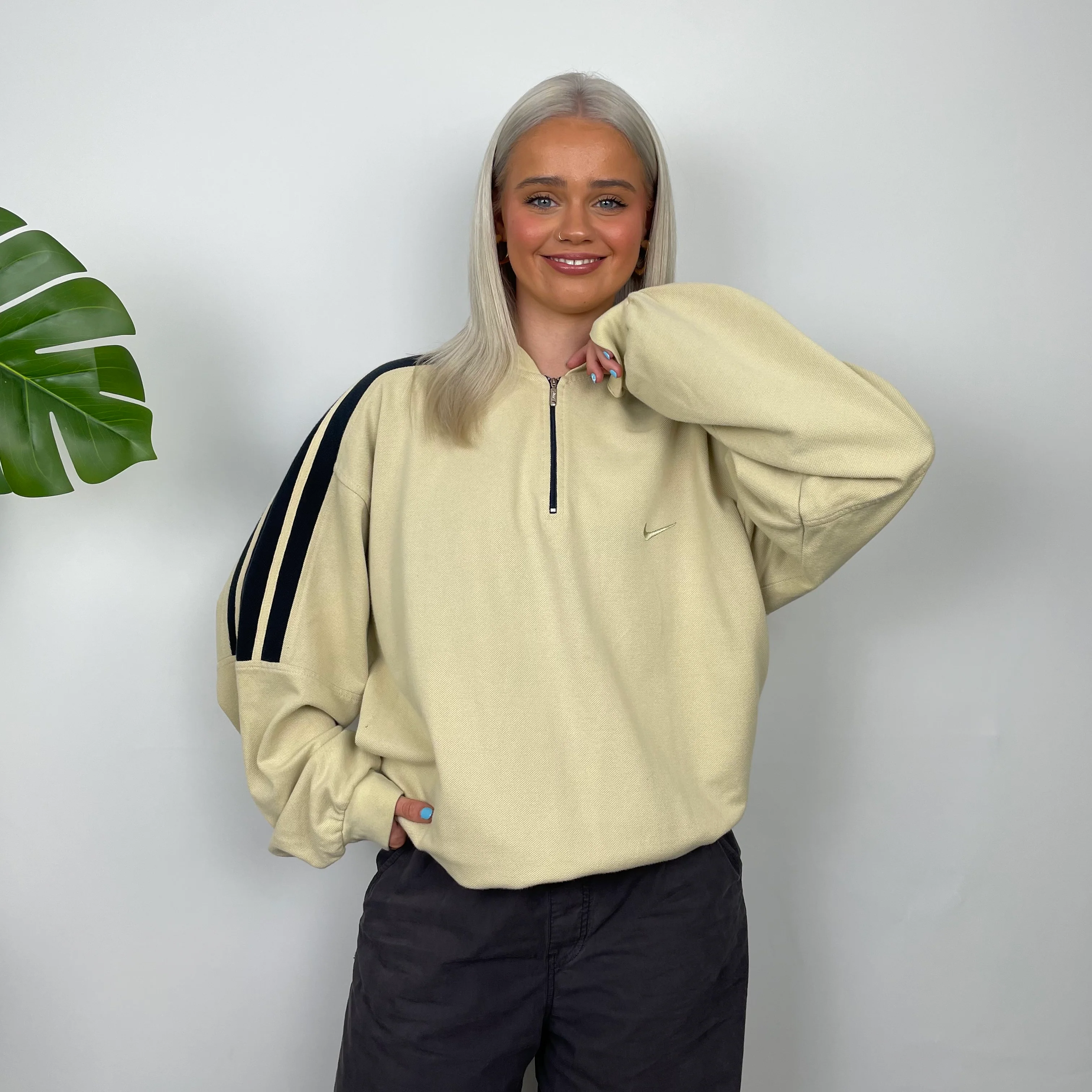 Nike Cream Embroidered Swoosh Quarter Zip Sweatshirt (XL) - Image 3