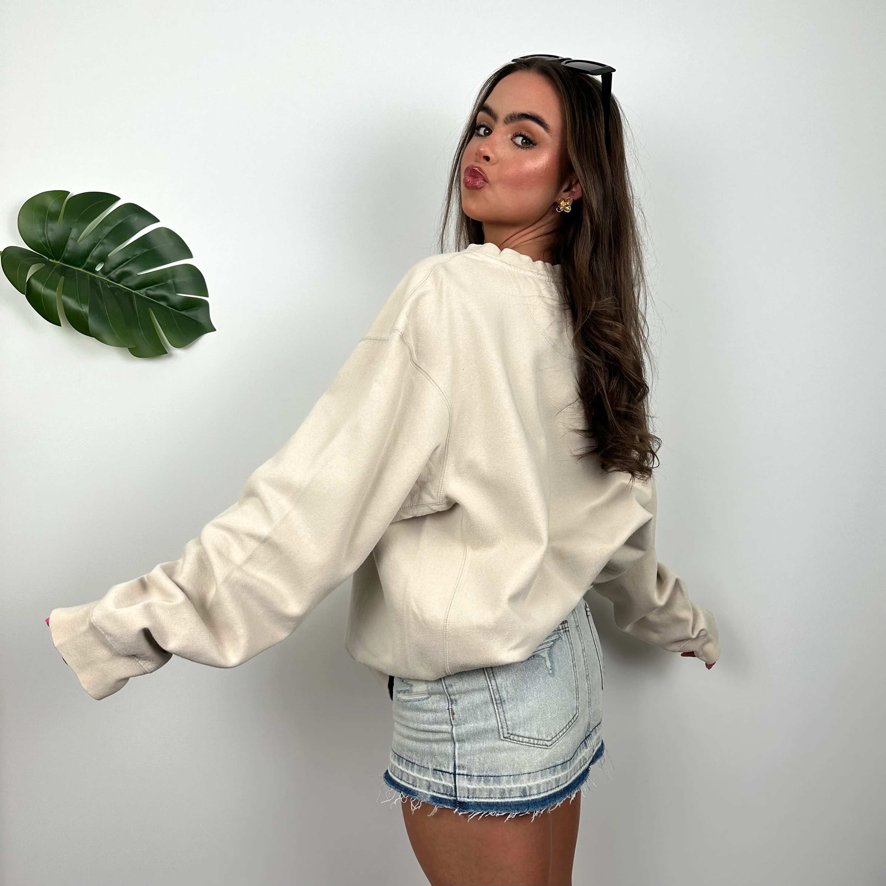 Nike Cream Embroidered Swoosh Sweatshirt (XXL) - Image 3