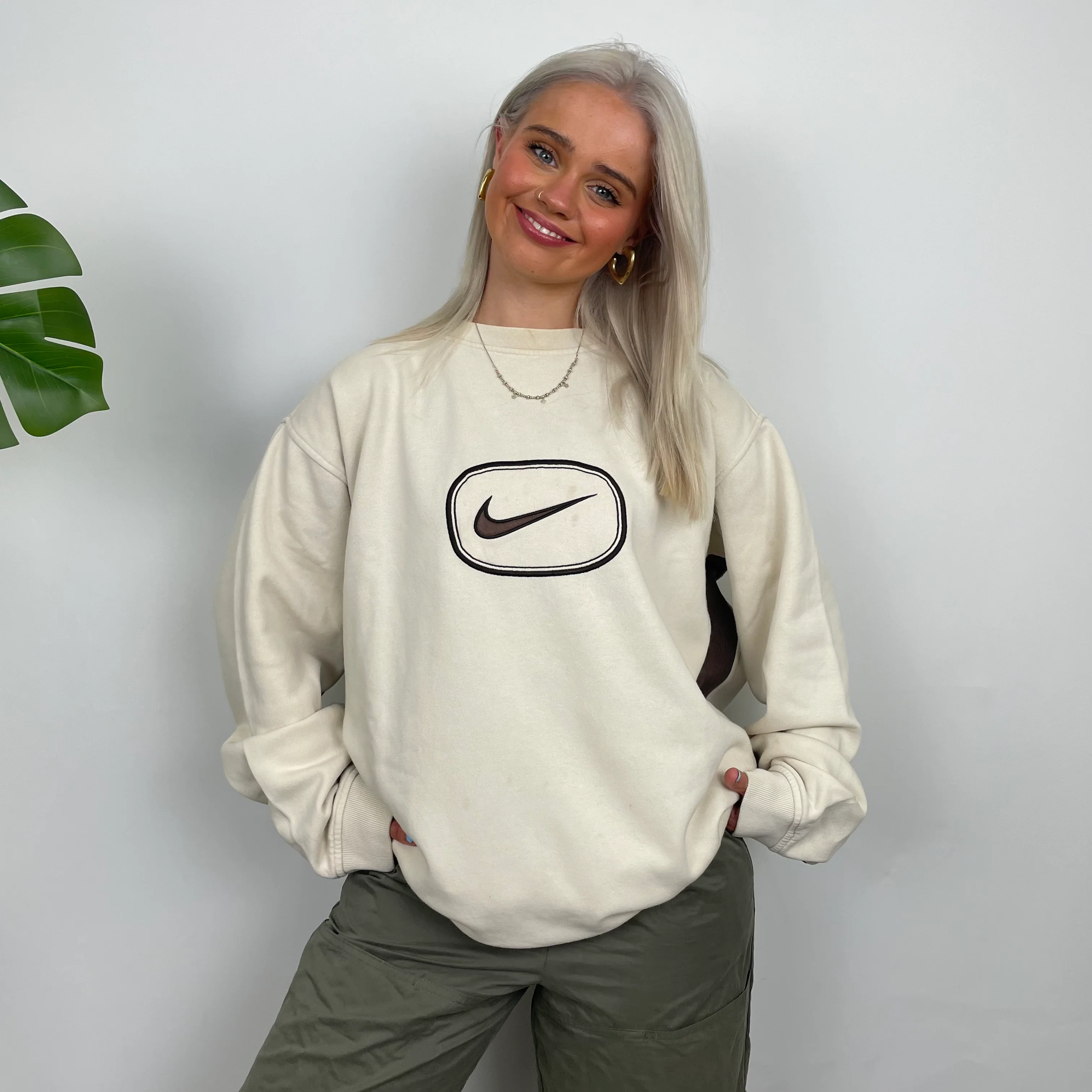Nike Cream Embroidered Swoosh Sweatshirt (L) - Image 7