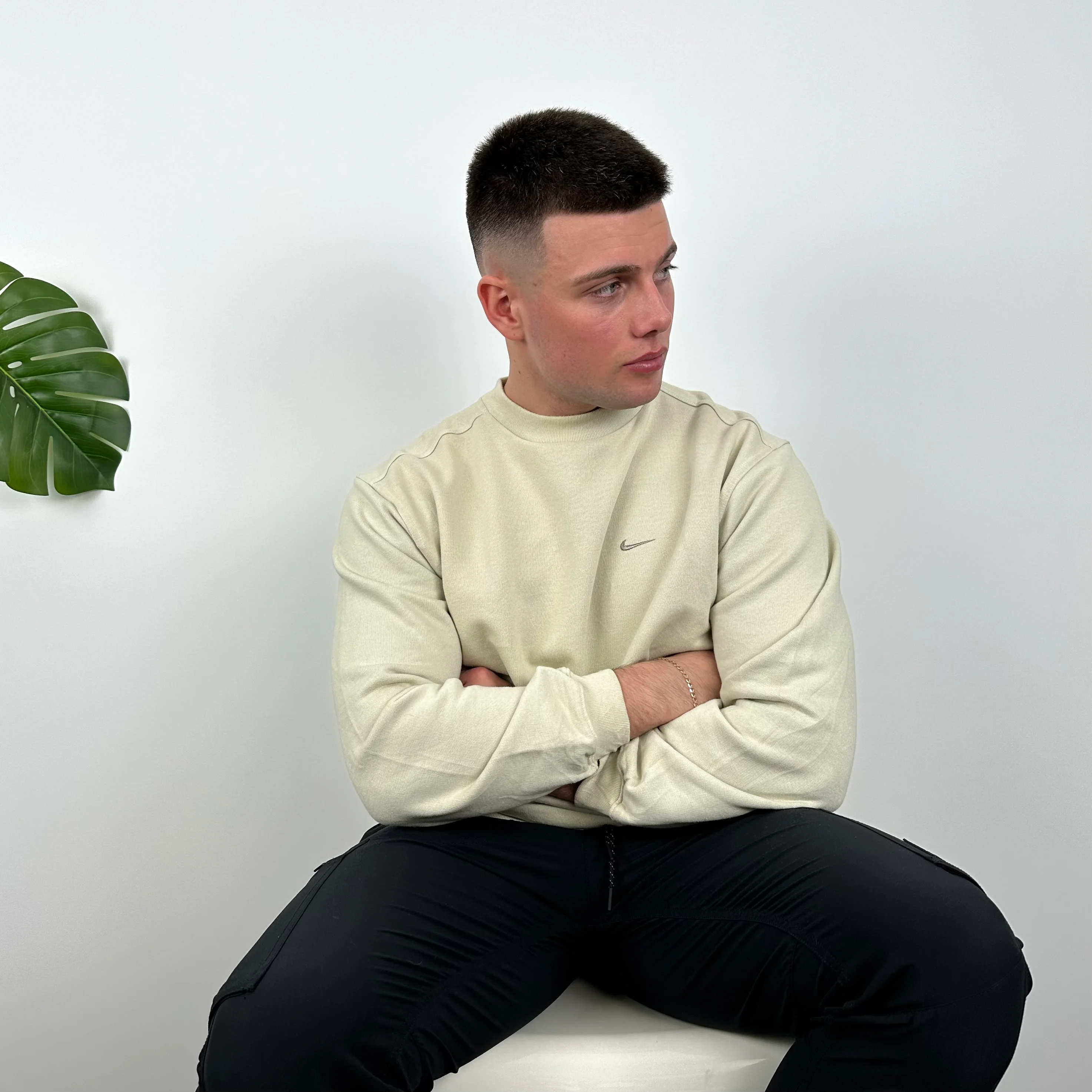 Nike Cream Embroidered Swoosh Sweatshirt (M) - Image 7