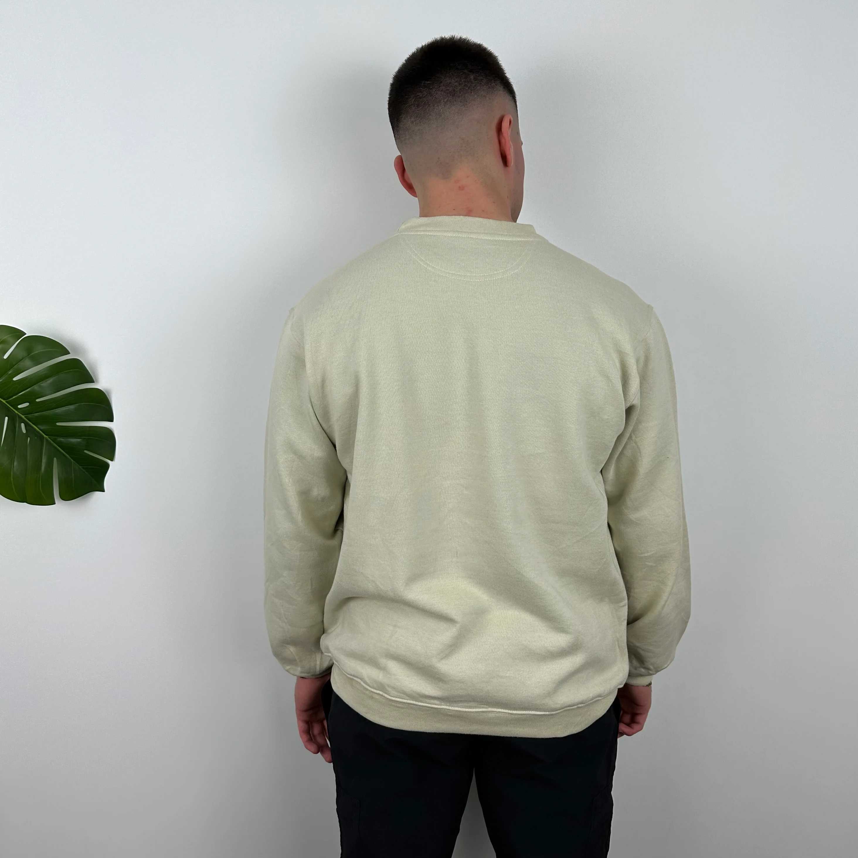 Nike Cream Embroidered Swoosh Sweatshirt (M) - Image 8