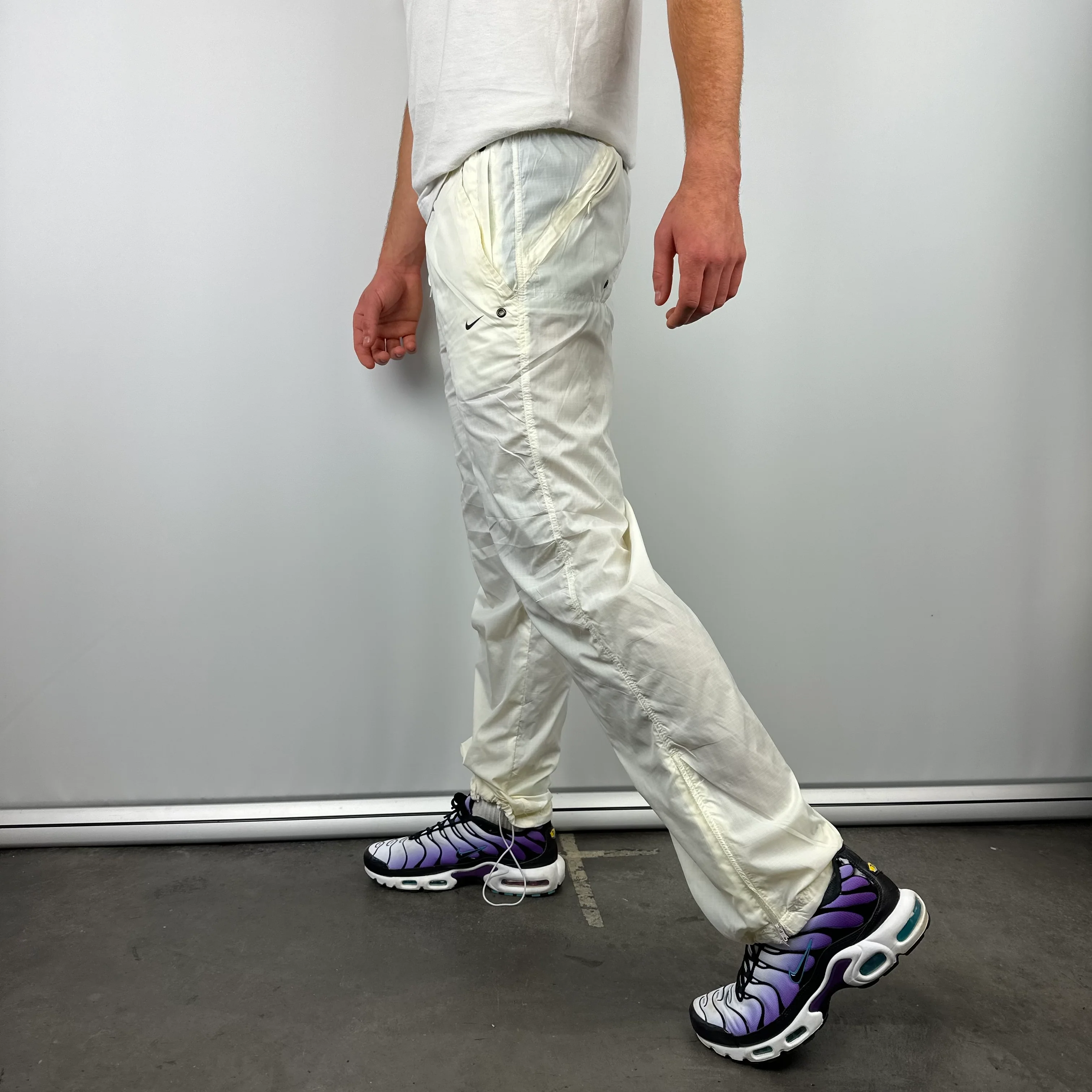 Nike ACG Cream Embroidered Swoosh Track Pants (L) - Image 6
