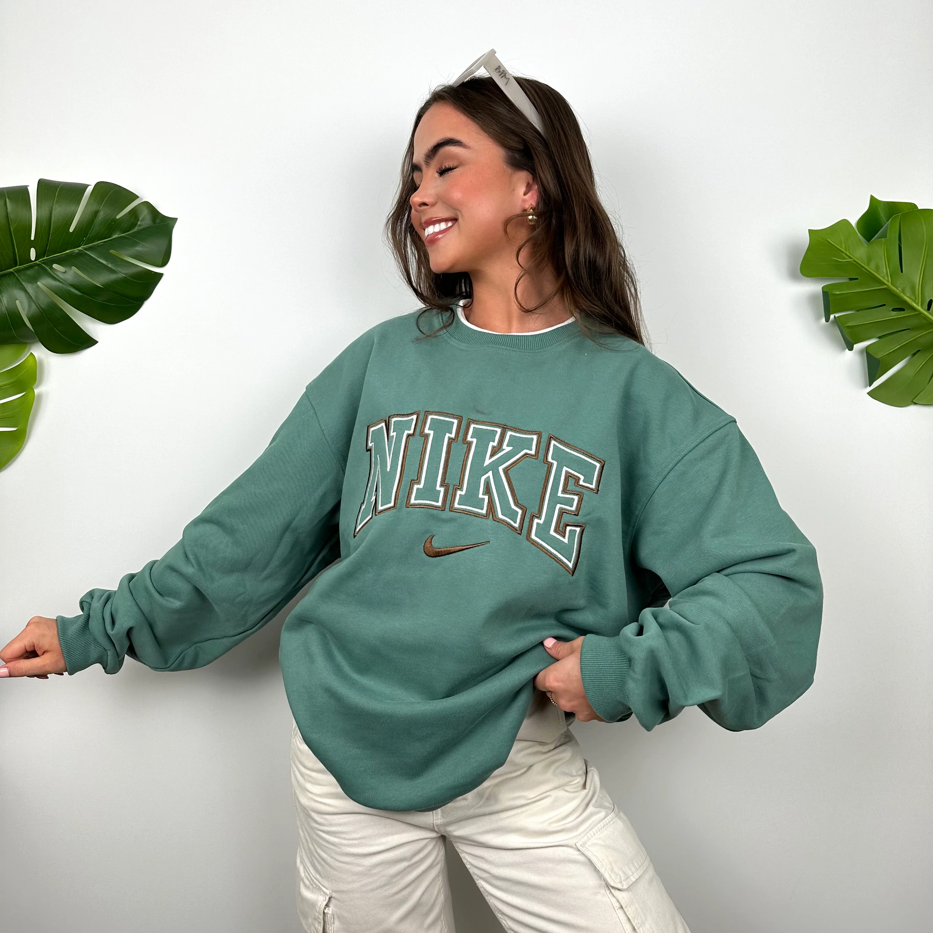 Nike Green Embroidered Spell Out Sweatshirt (L) - Image 3