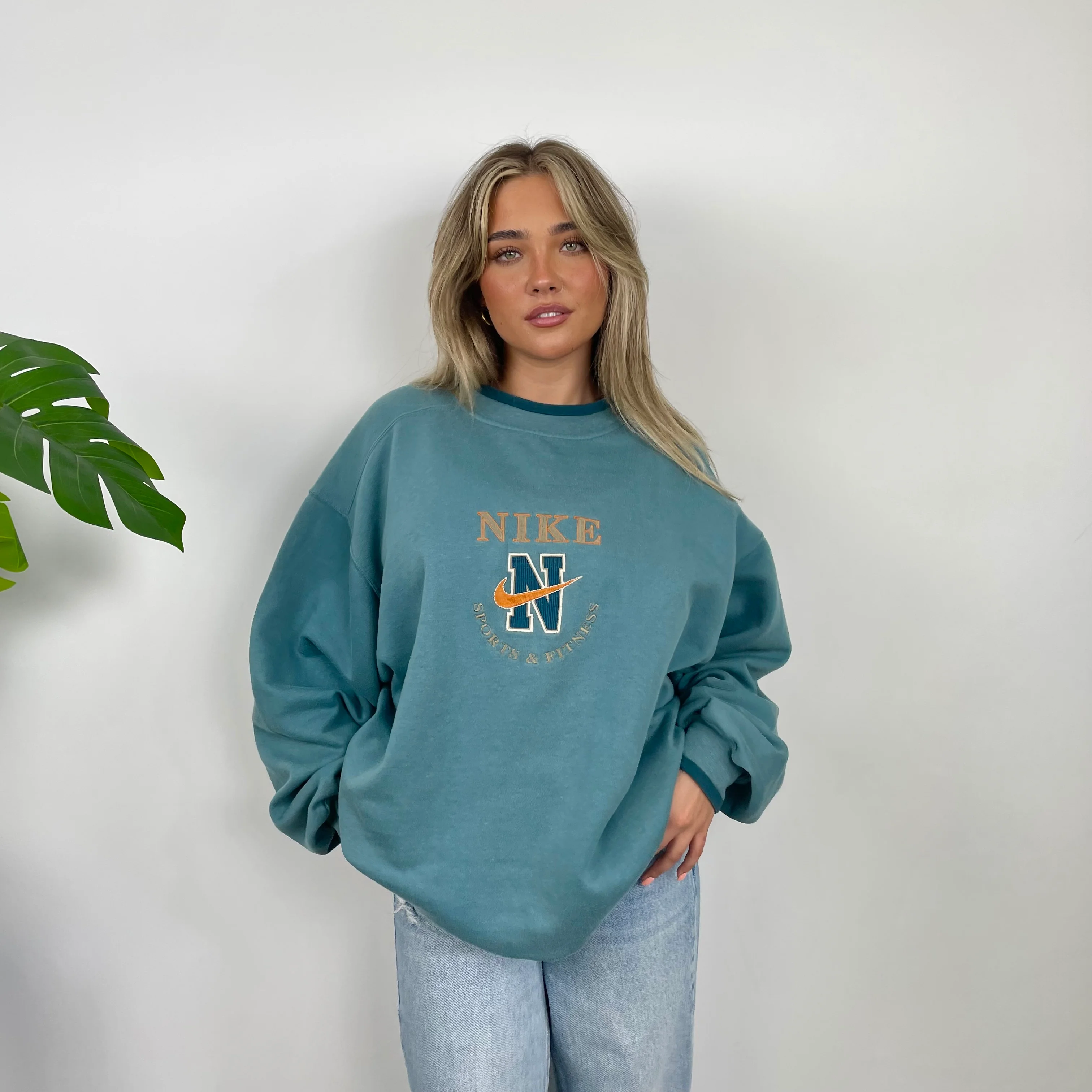 Nike Green Embroidered Swoosh Sweatshirt (XL) - Image 2